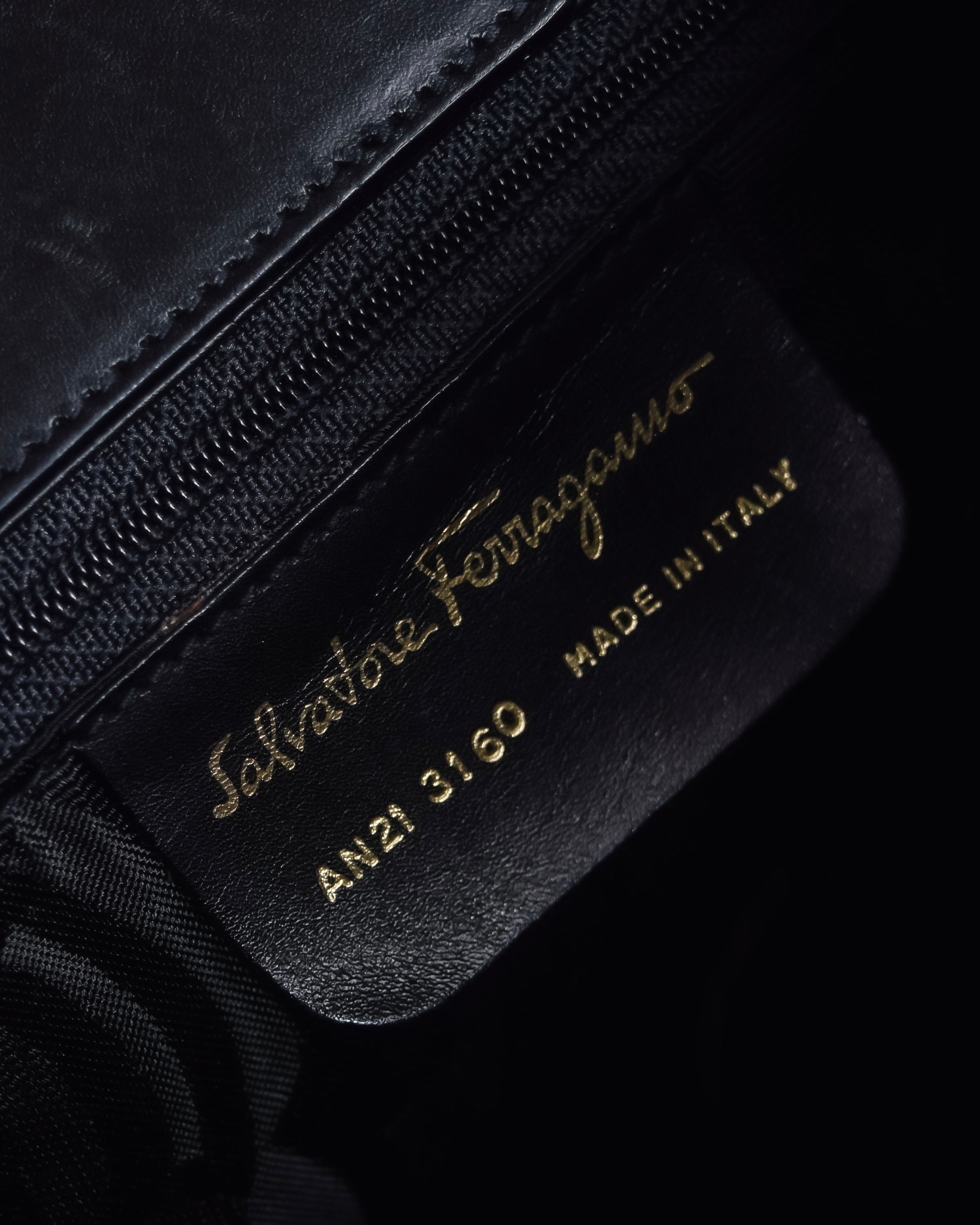 "Salvatore Ferragamo" Architectural trapezoid shape gancini leather shoulder bag