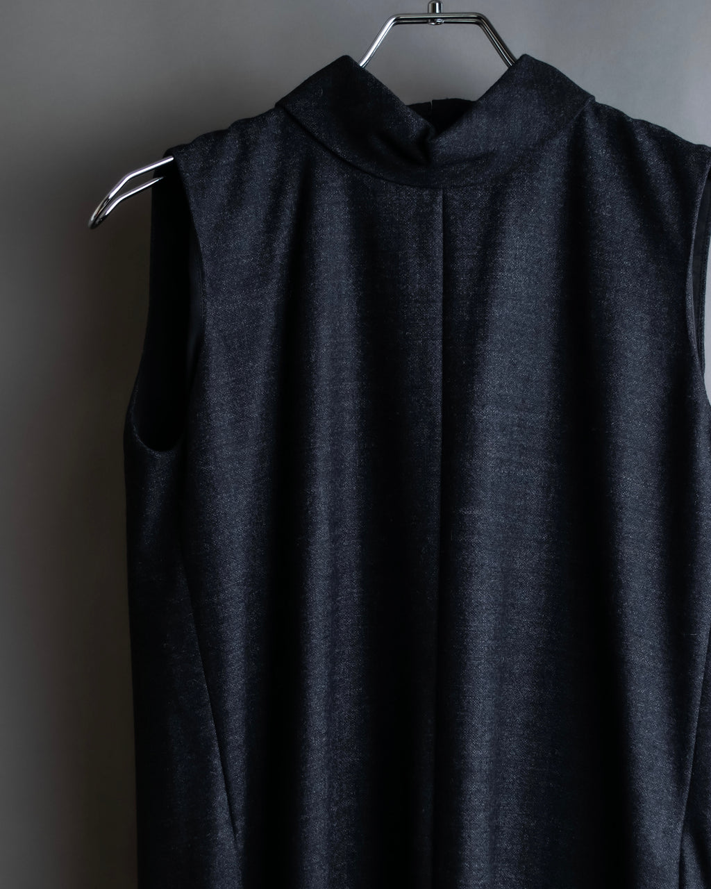 "MAISON MARGIELA" 16AW Deep tuck design sleeveless dress