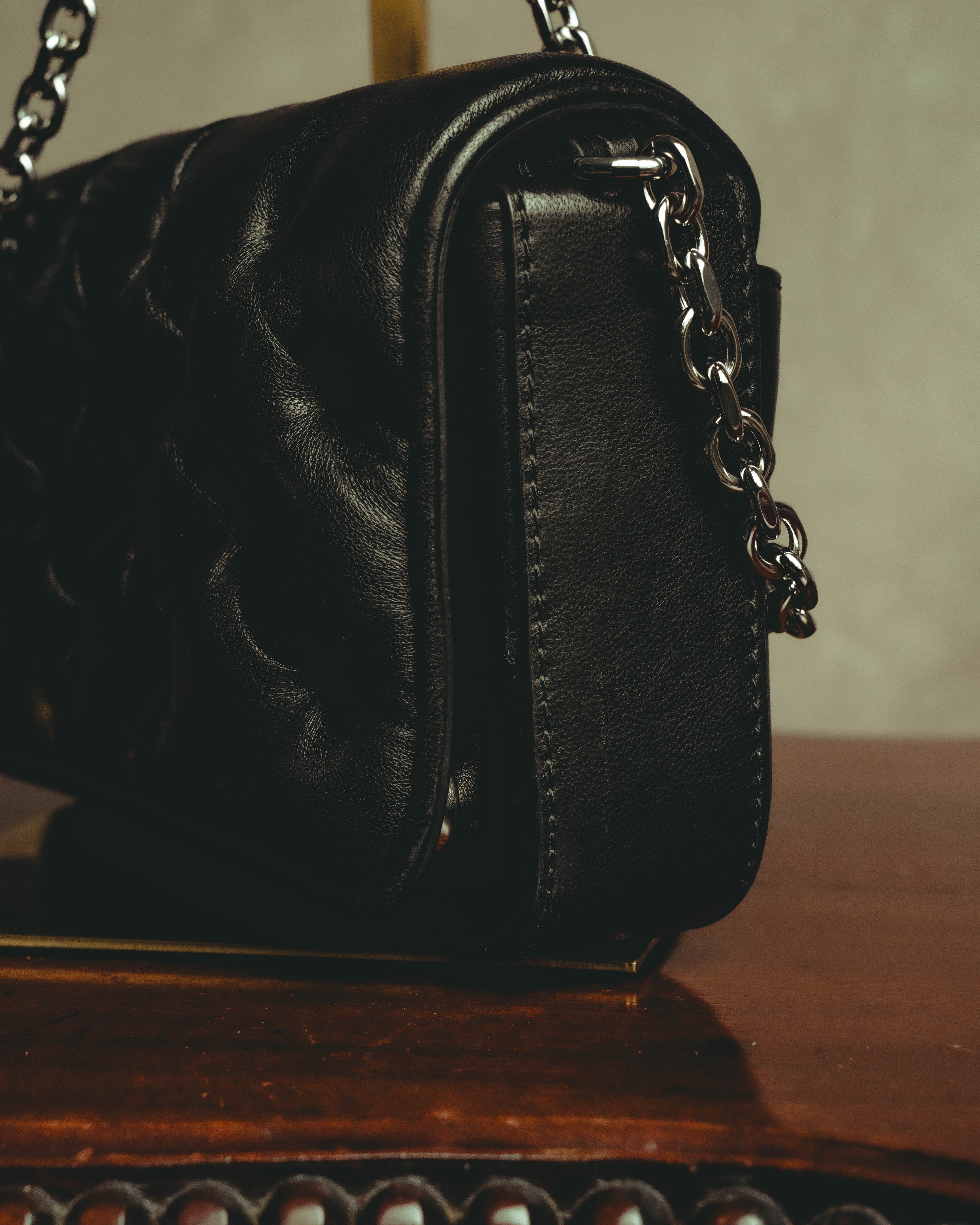 –SPECIAL– "Maison Margiela" 2020's Quilted leather chain shoulder bag