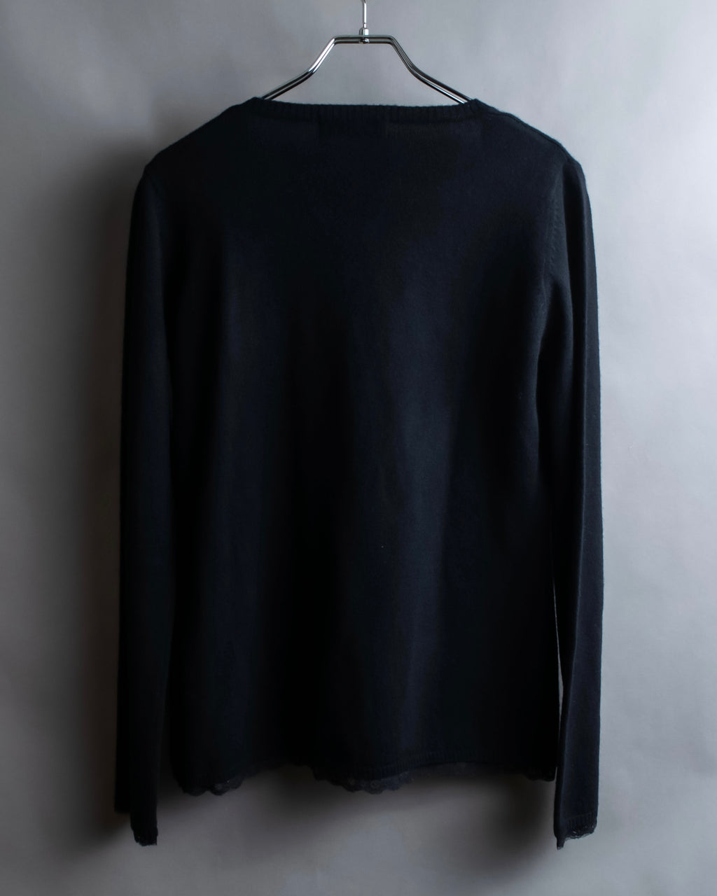 "DOLCE & GABBANA" Lace layered design V-neck knit