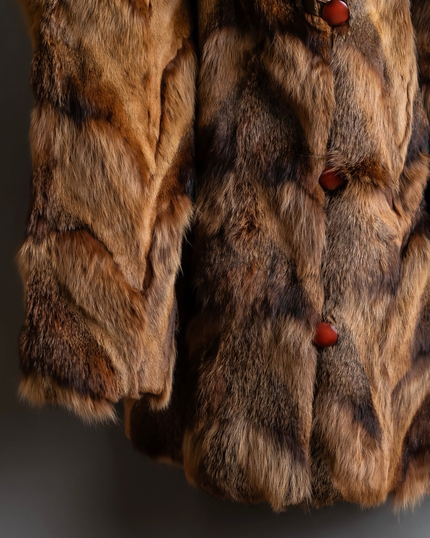 Vintage gradient fur hooded jacket