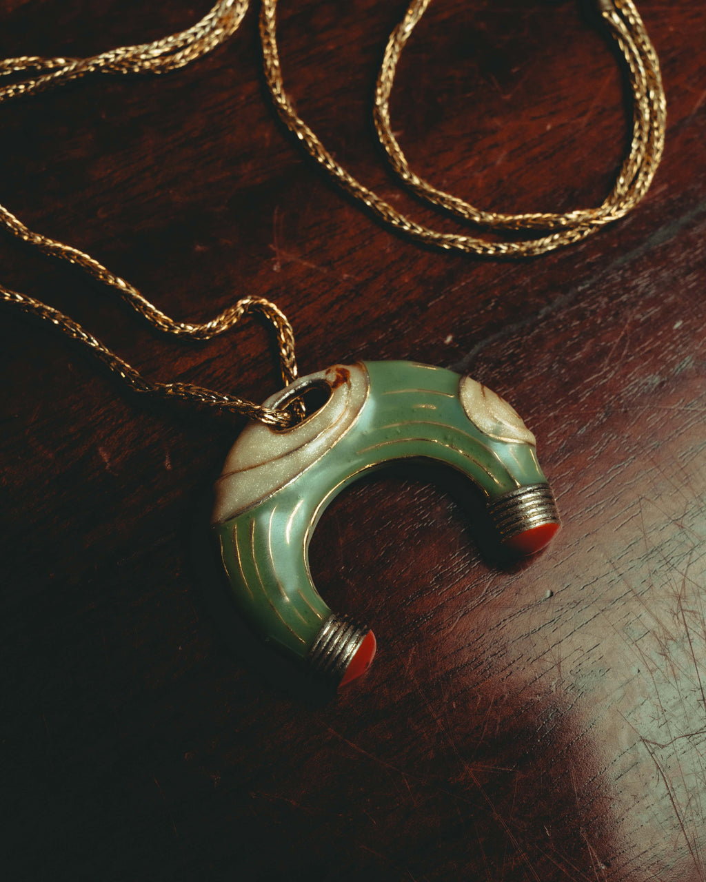 “BALENCIAGA” 70’s-80’s Sculptural green enamel horseshoe pendant necklace