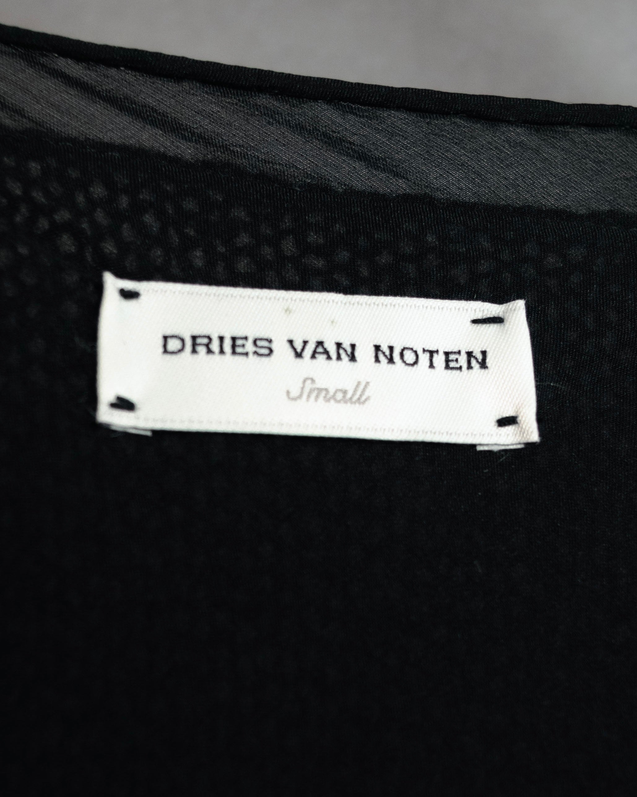 “DRIES VAN NOTEN” 90’s–Early 00’s Cashmere and silk layered belted cardigan