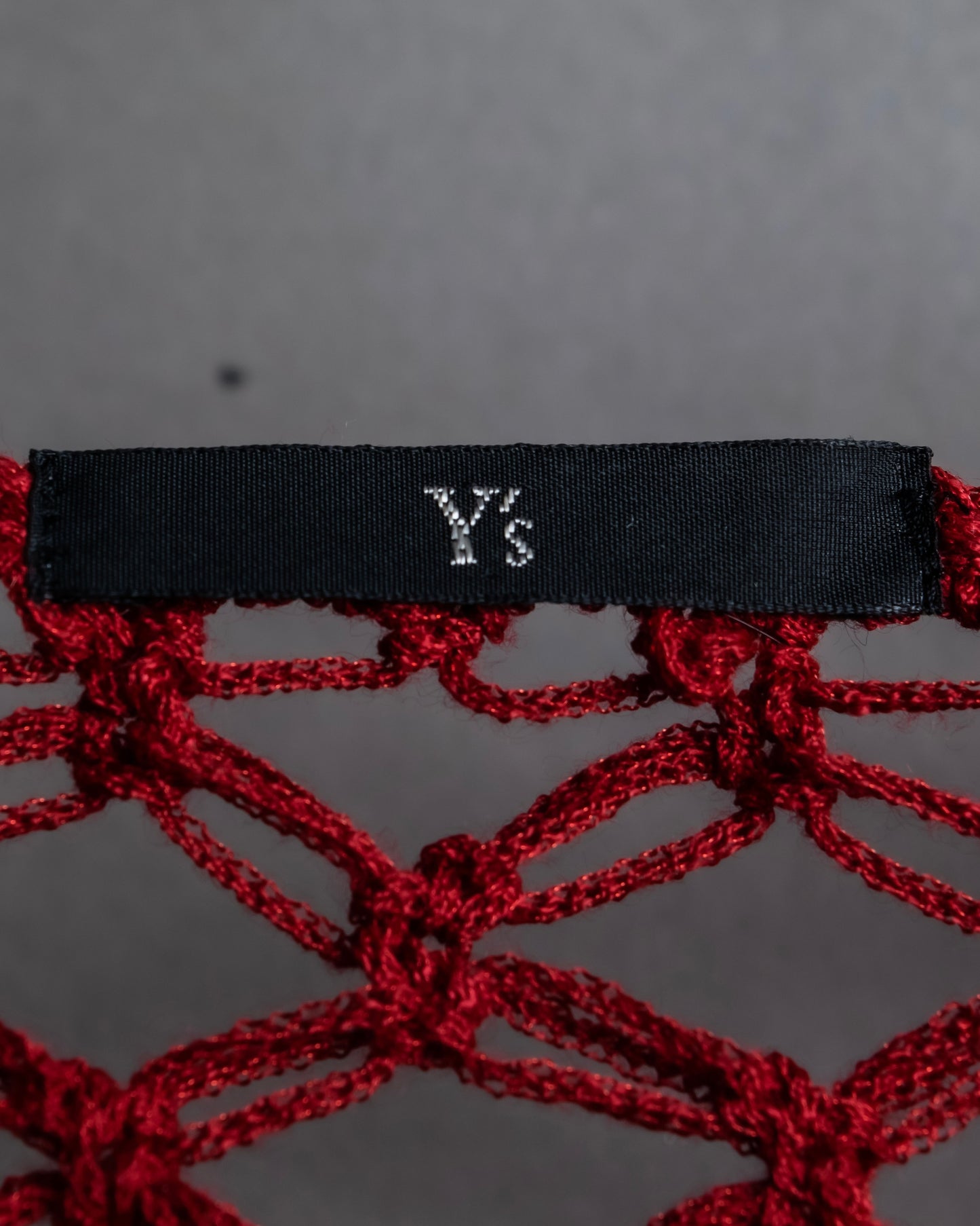 "Y's" Vivid red color mesh knit pullover