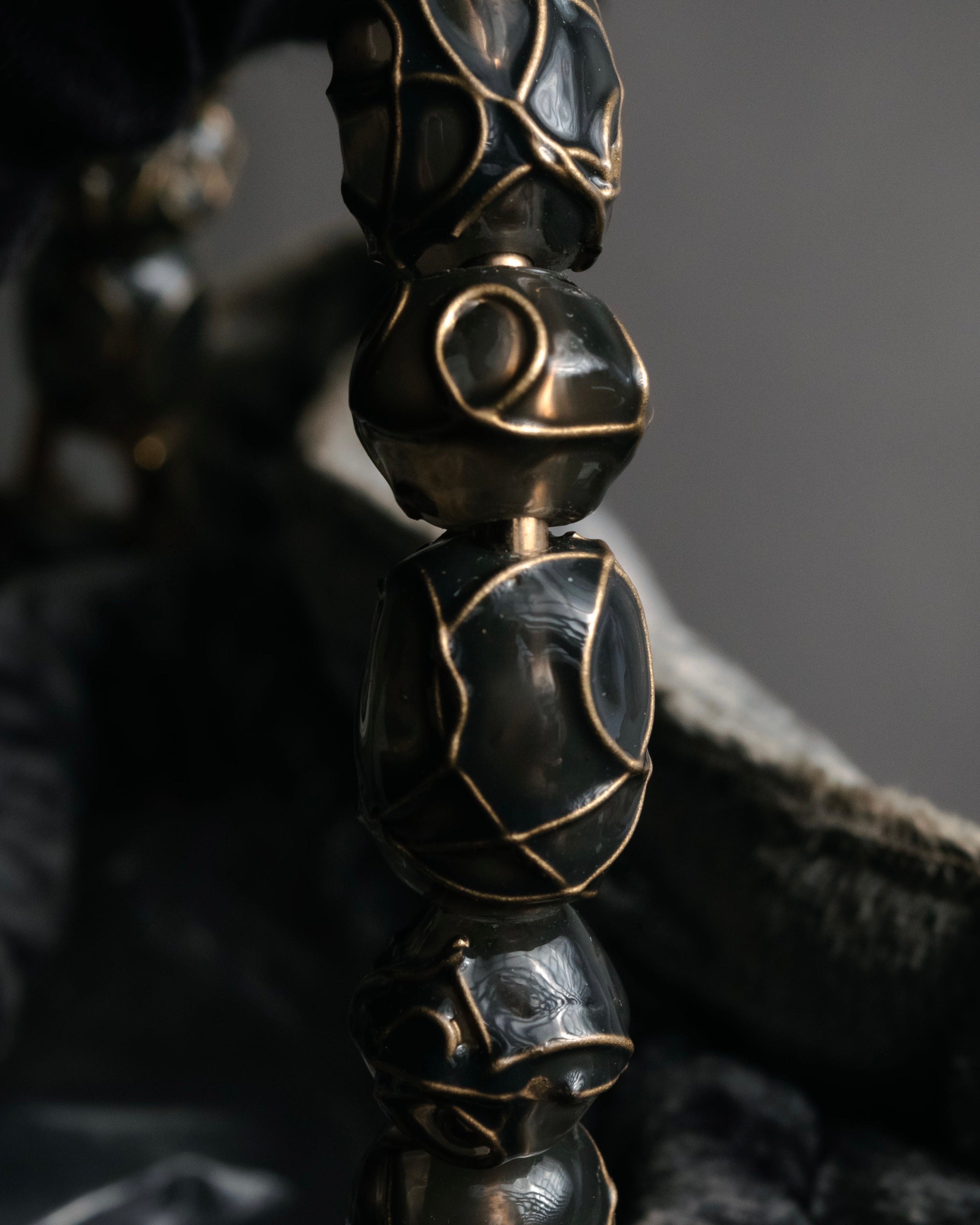 –SPECIAL– “Christian Dior”
90’s-00’s Beaded handle velvet pouch bag