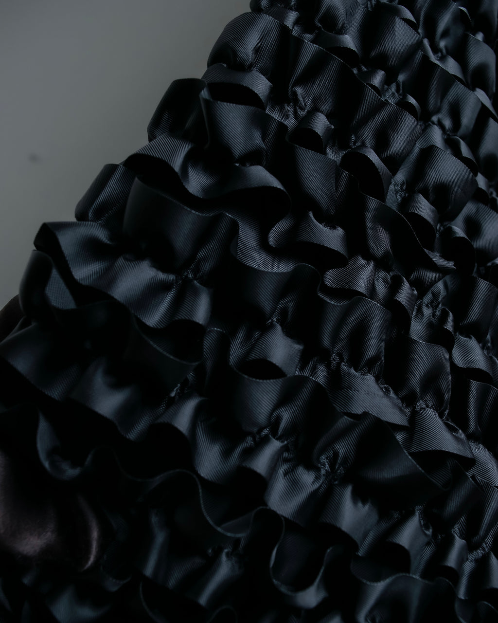 “tricot COMME des Garçons AD1999" Ribbon designed long skirt