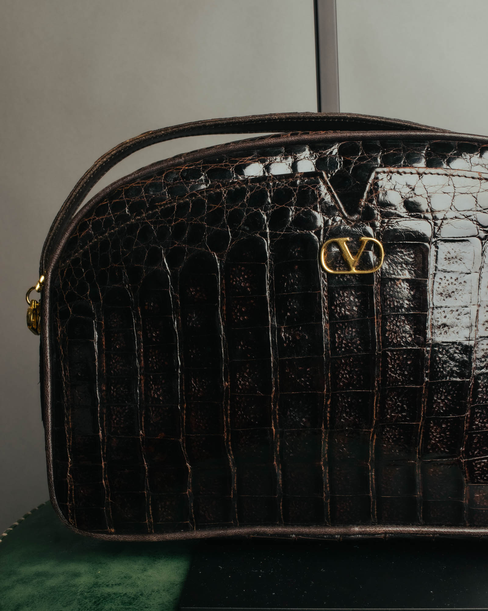"valentino garavani" 70's-80's Vintage genuine crocodile leather shoulder bag