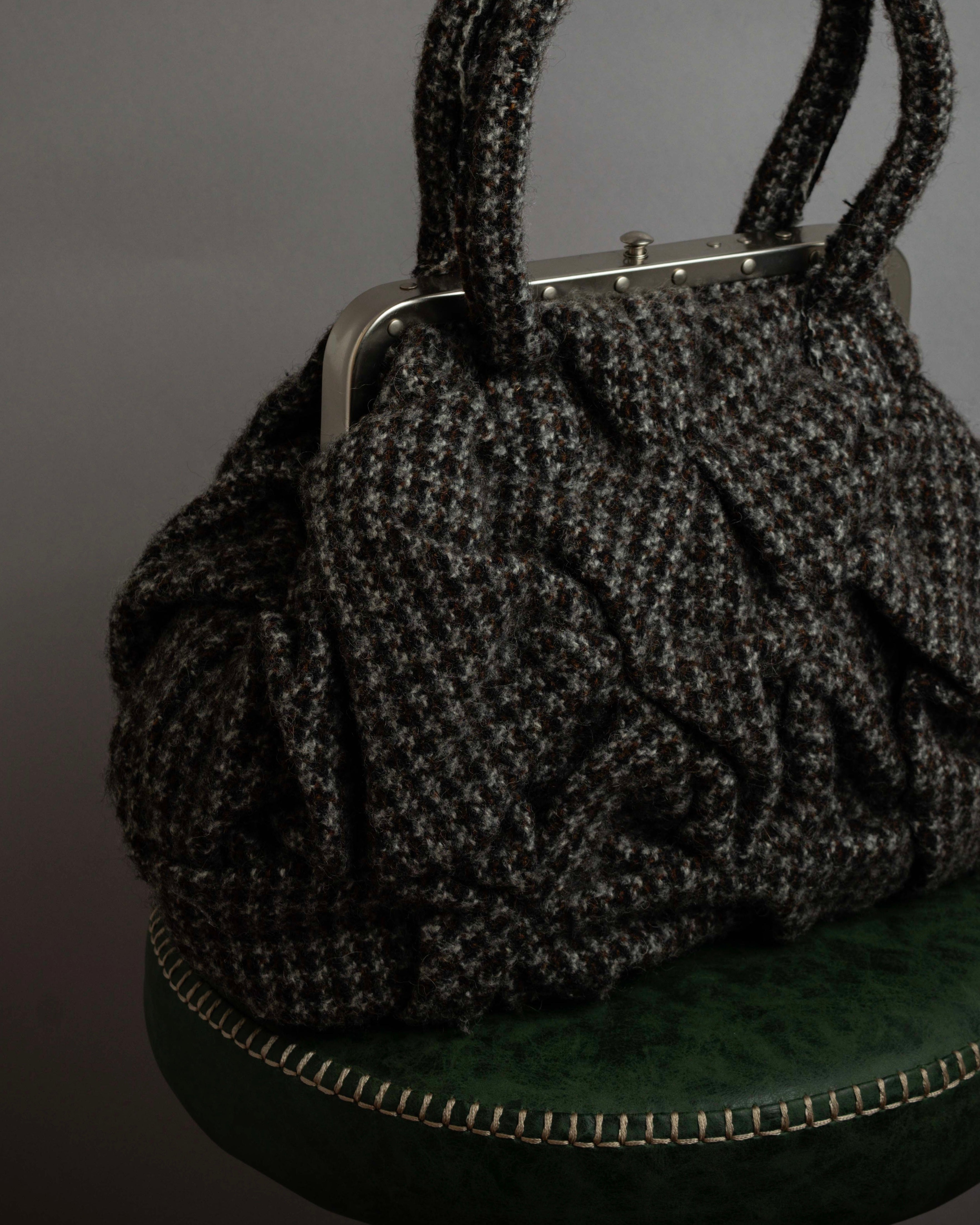 "JUNYA WATANABE COMME des GARCONS" Mixed tweed gathered detail clasp bag