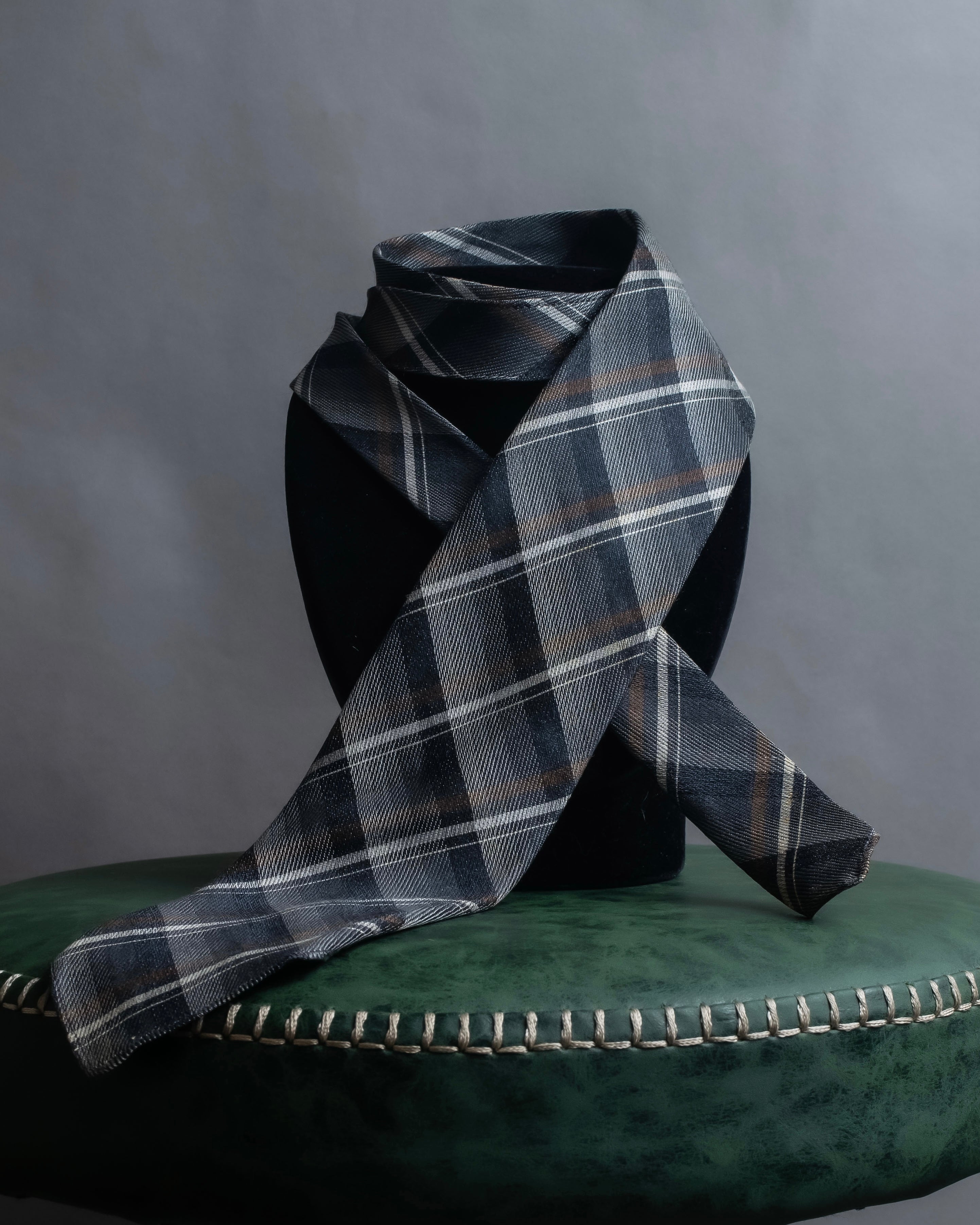 "COMME des GARCONS HOMME"
Argyle check pattern wool necktie