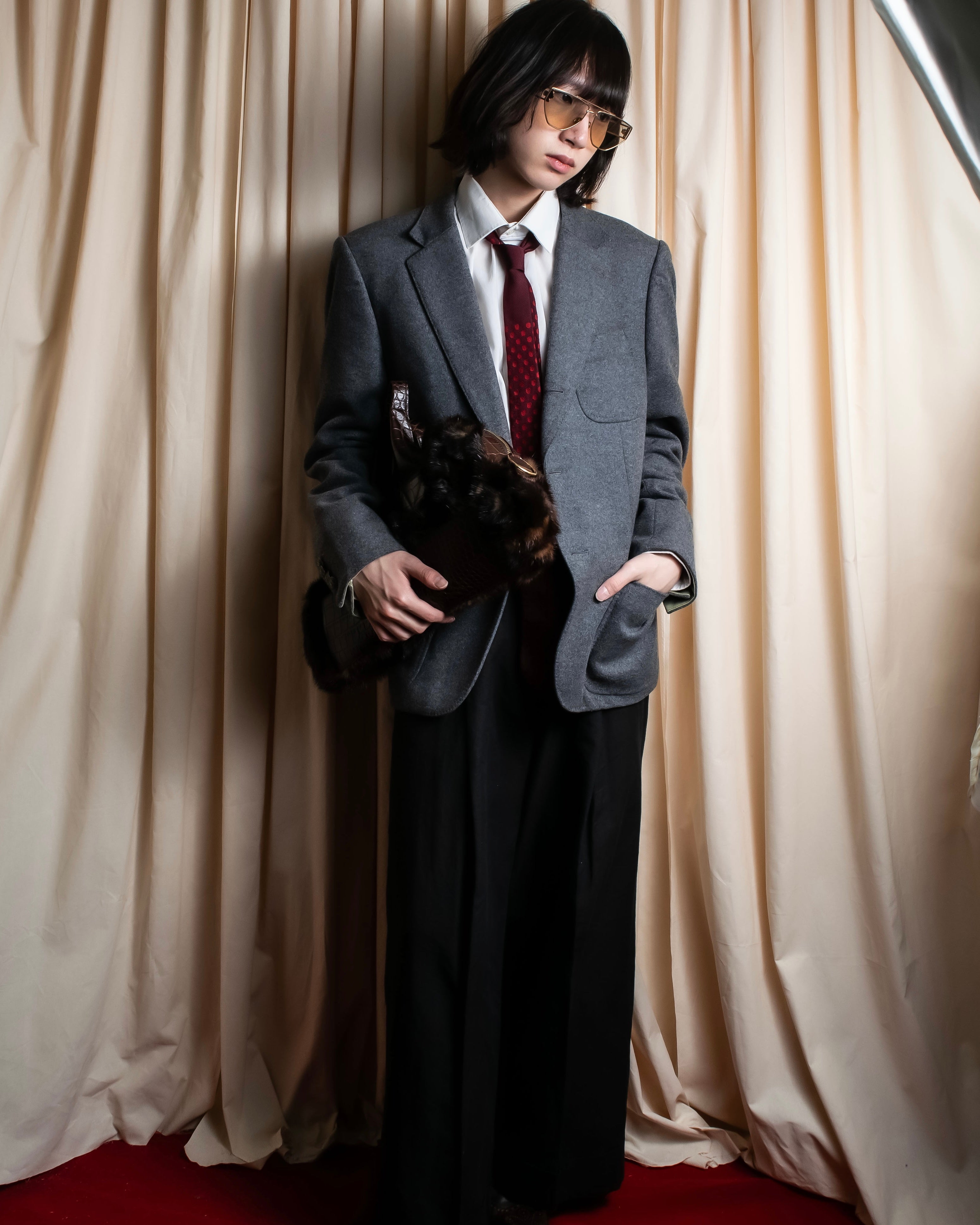 "DIOR" Red dot pattern narrow necktie