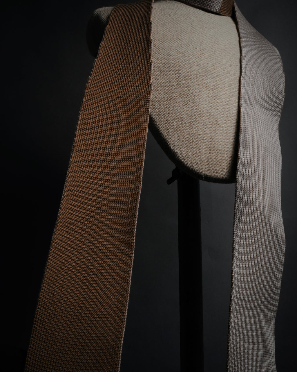 “HERMES” 10’s-20’s Bicolor silk knit tie