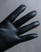 "Marie Claire" Carefully stitched logo engraved leather gloves