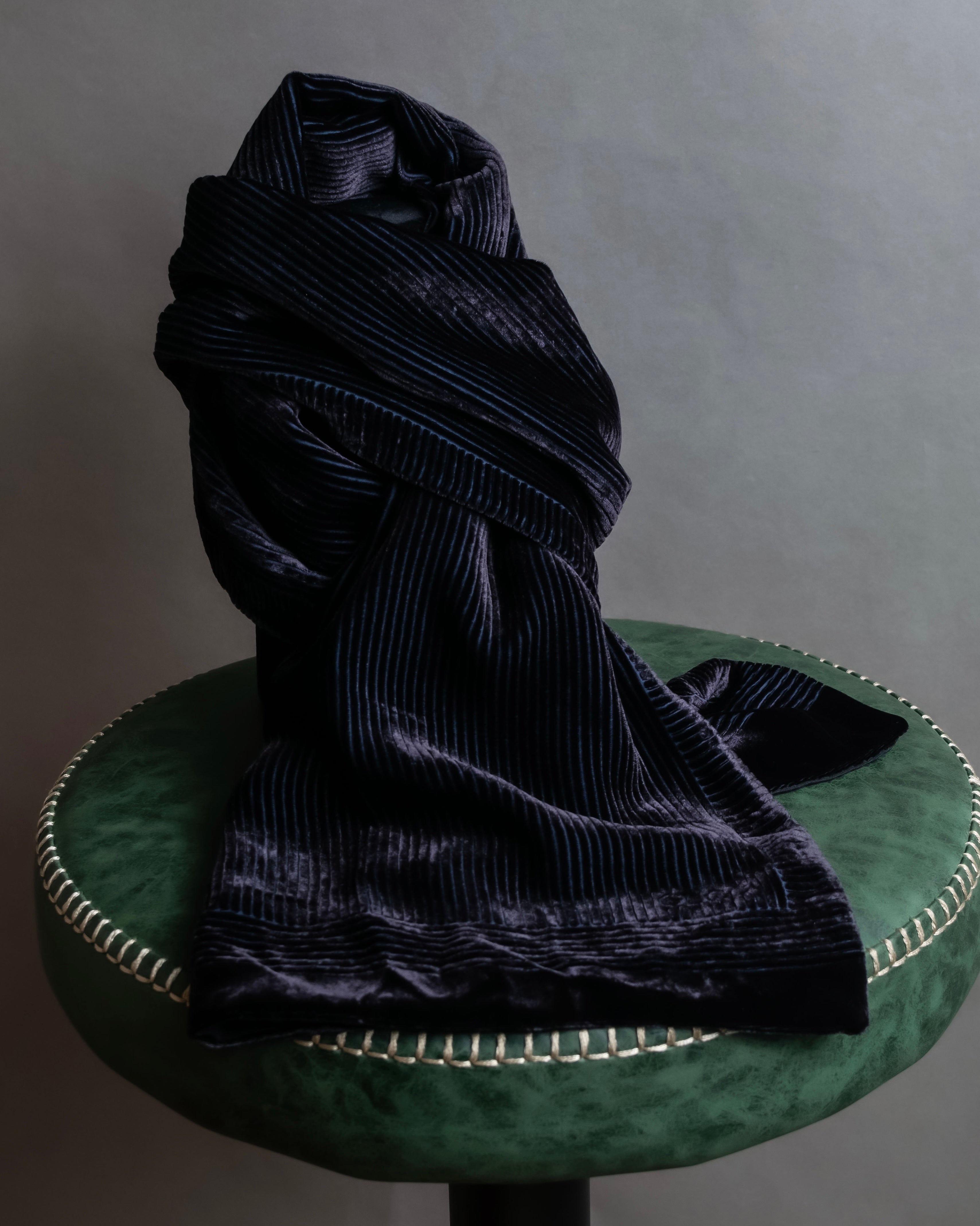 "GUCCI" Shaded pile silk blend long stole