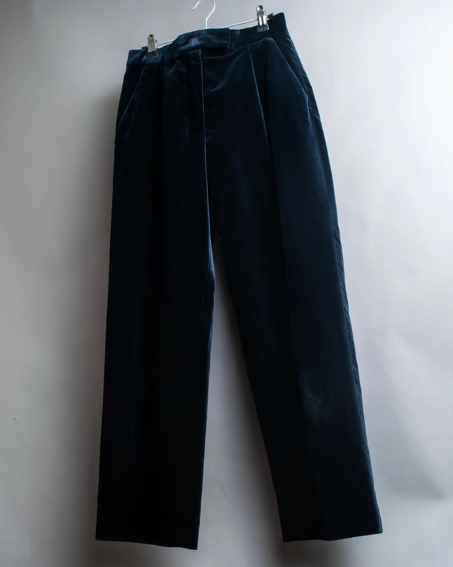 "DRIES VAN NOTTEN" Beautiful velvet straight line slacks