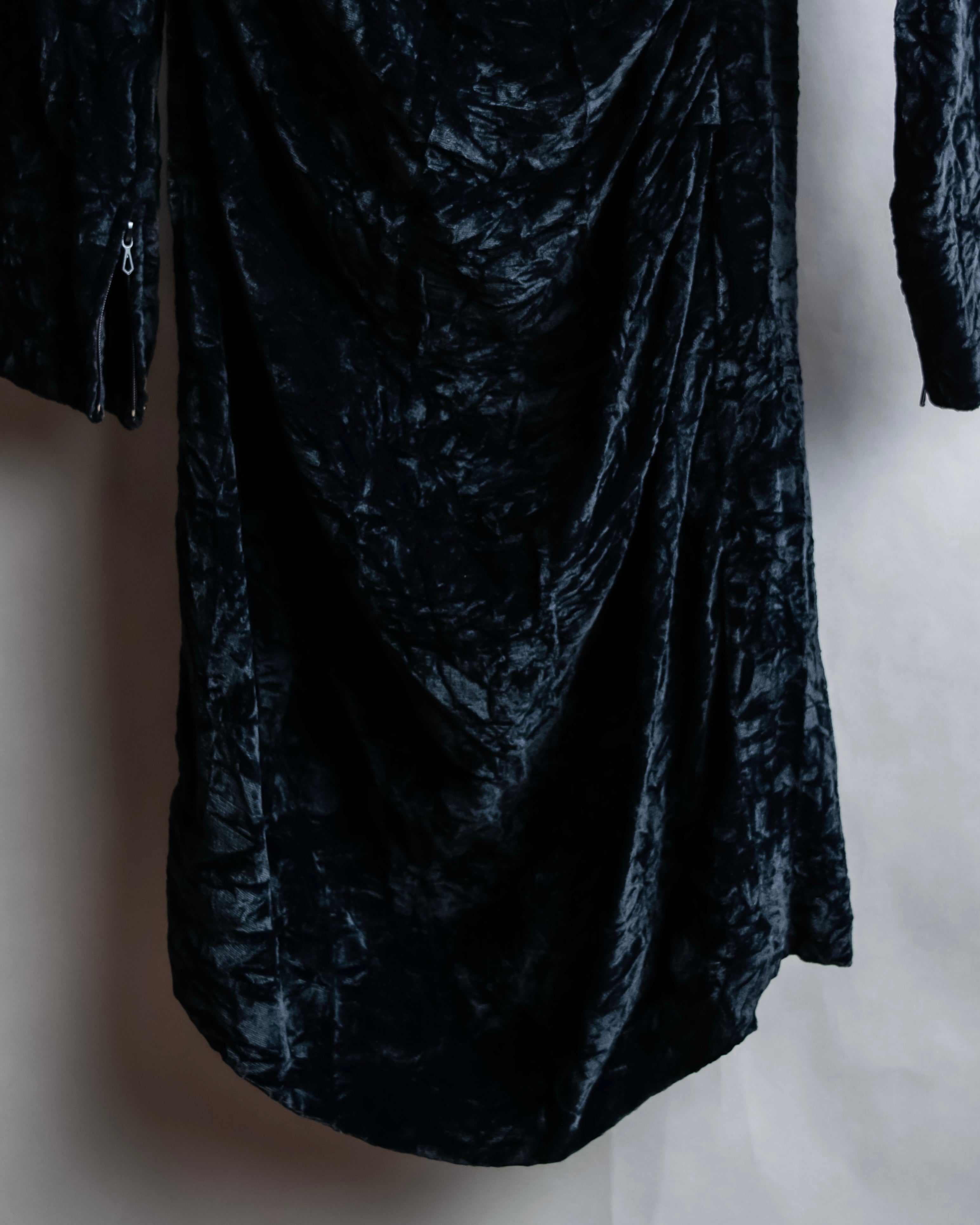 "Yves Saint Laurent Rive Gauche"
Draped neckline crushed velour dress