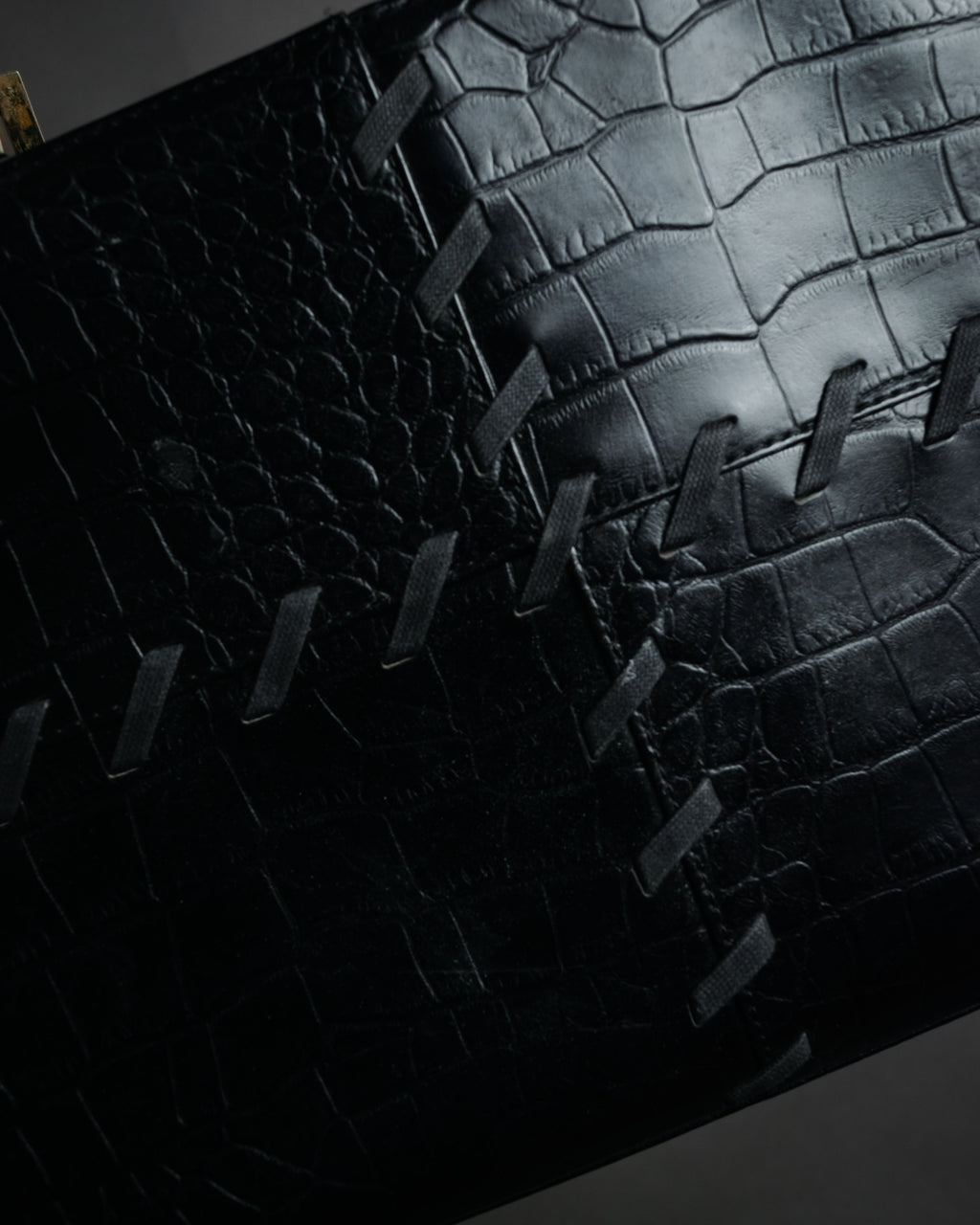 “YVES SAINT LAURENT” 90’s–Early 00’s Croc embossed leather woven stitch tote bag