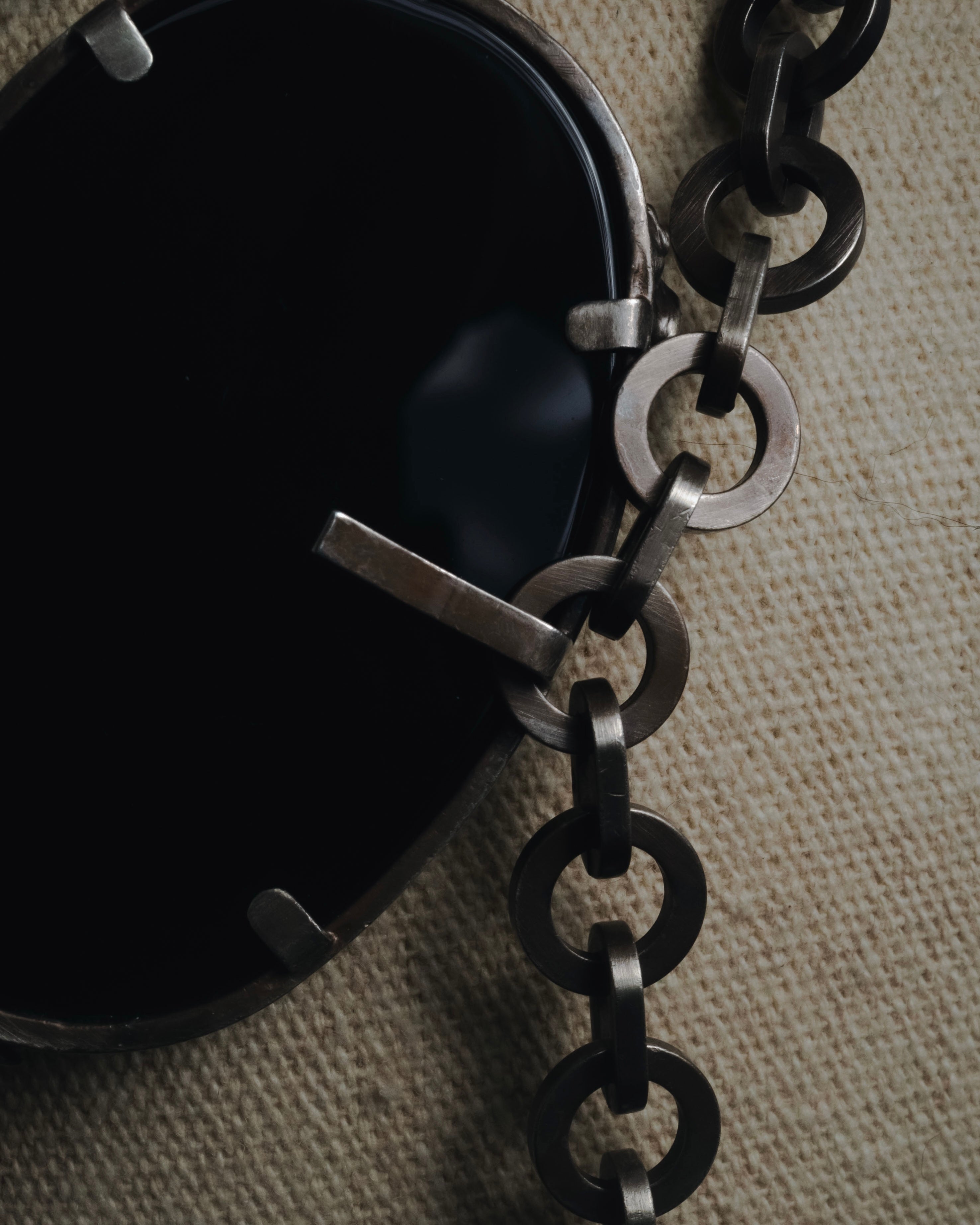 "VALENTINO GARAVANI" 2010’s dark romantic statement necklace＆belt