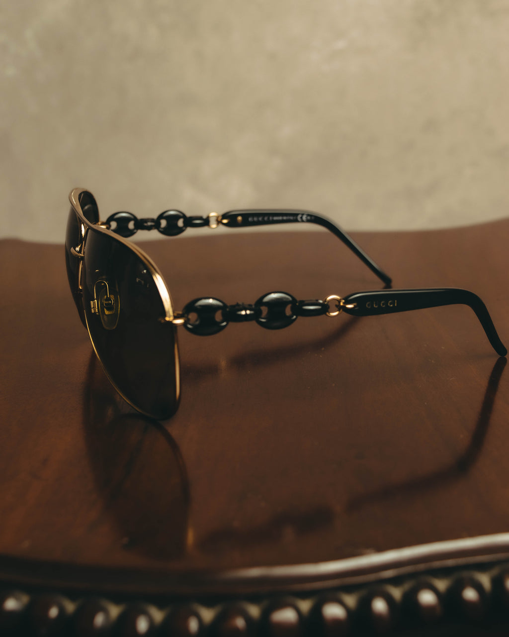 -SPECIAL- "Gucci" 00's Vintage aviator sunglasses with marina chain temples