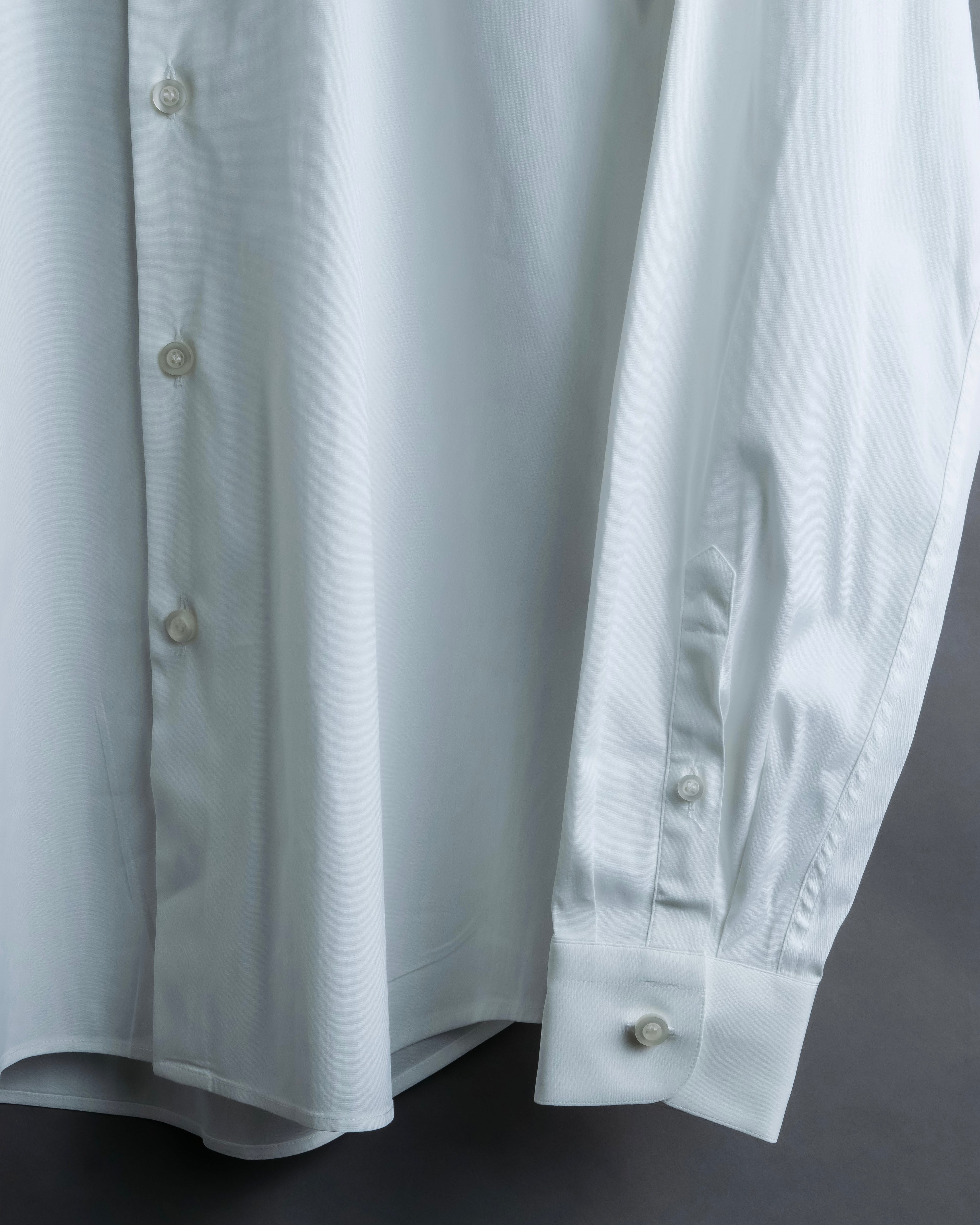 “PRADA” Short pointed collar dress shirt