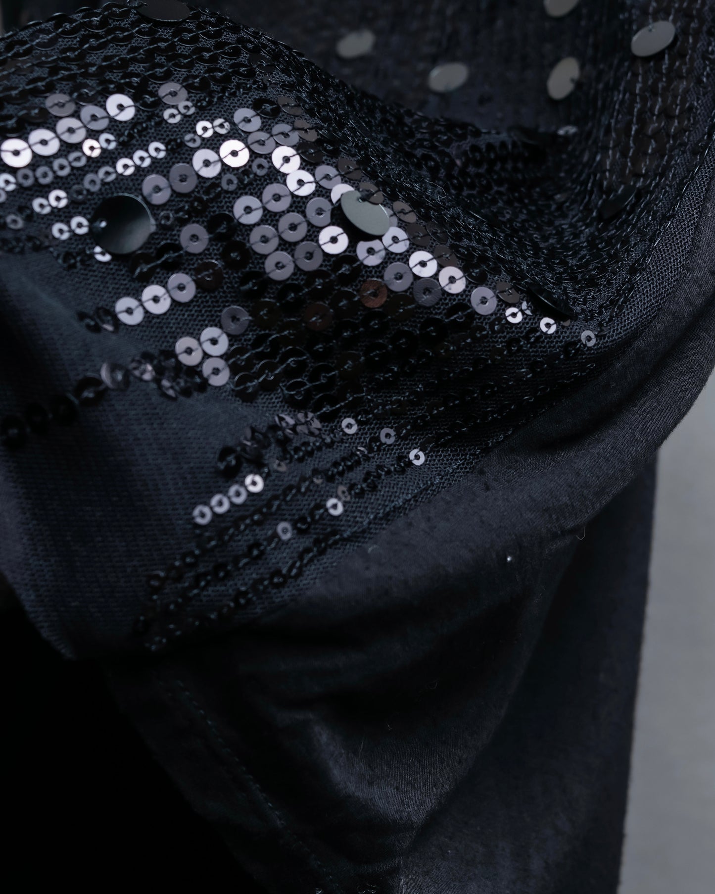 "LANVIN" Different sequin designs sleeveless pullover