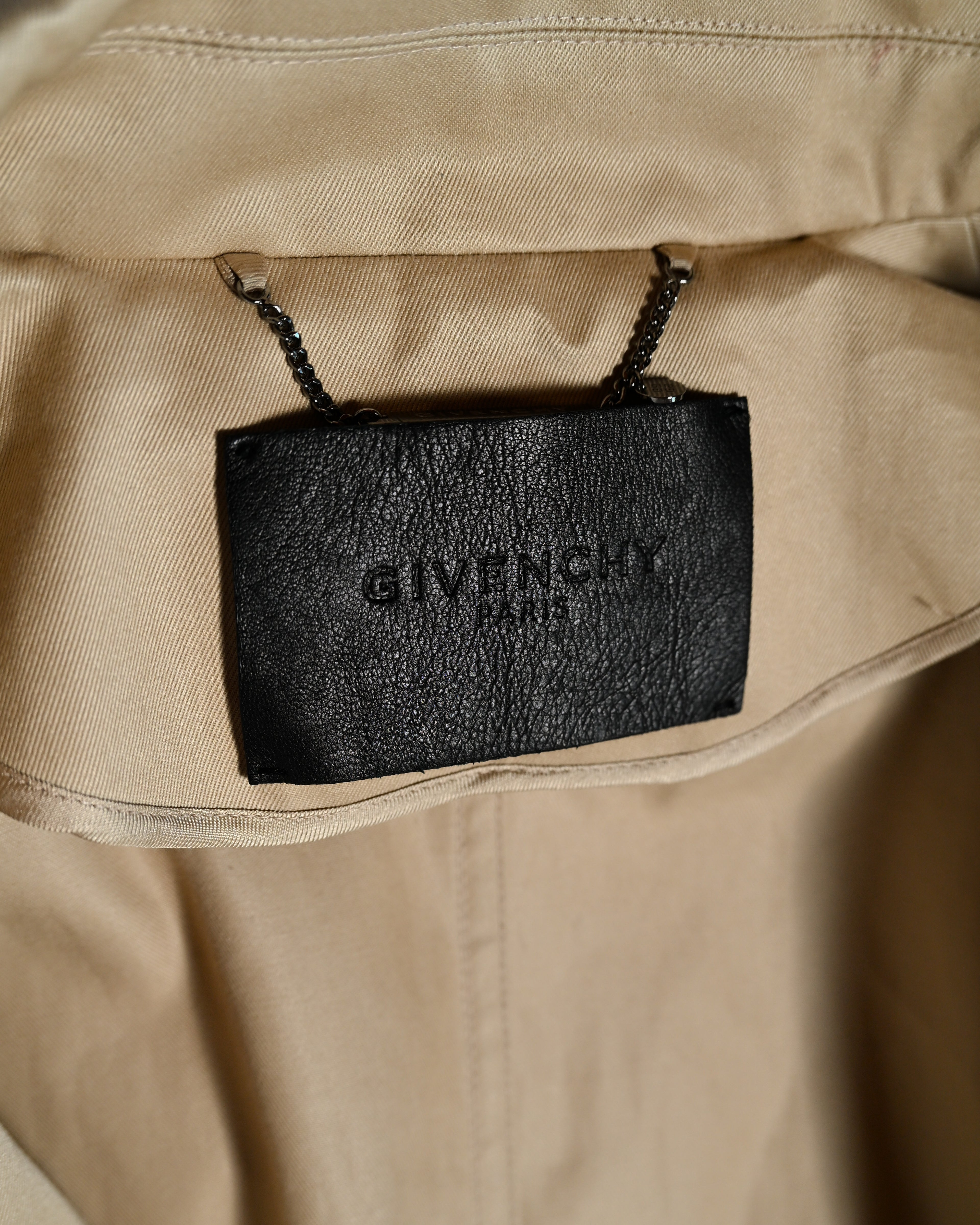Givenchy by Clare Waight Keller / 18AW Gabardine Trench Cape