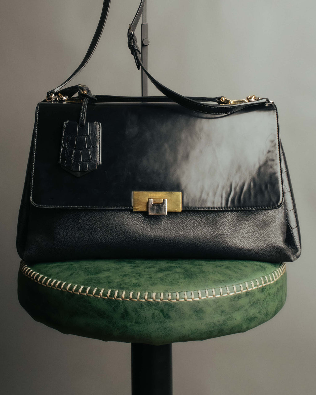 -SPECIAL- “BALENCIAGA” 2013-17 Le dix mixed leather shoulder bag