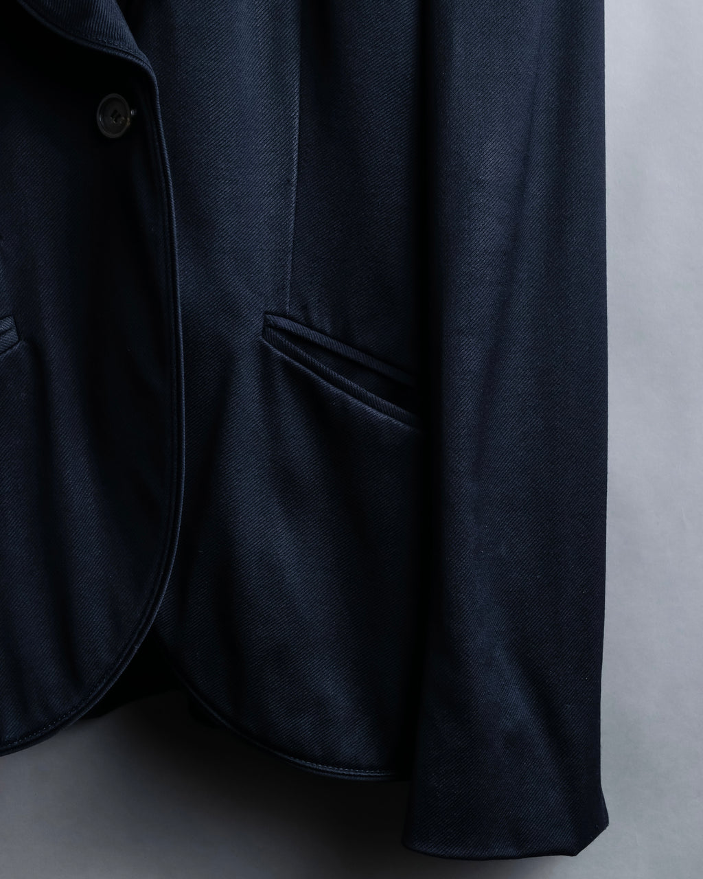 "GUCCI" Shawl collar glossy black jacket