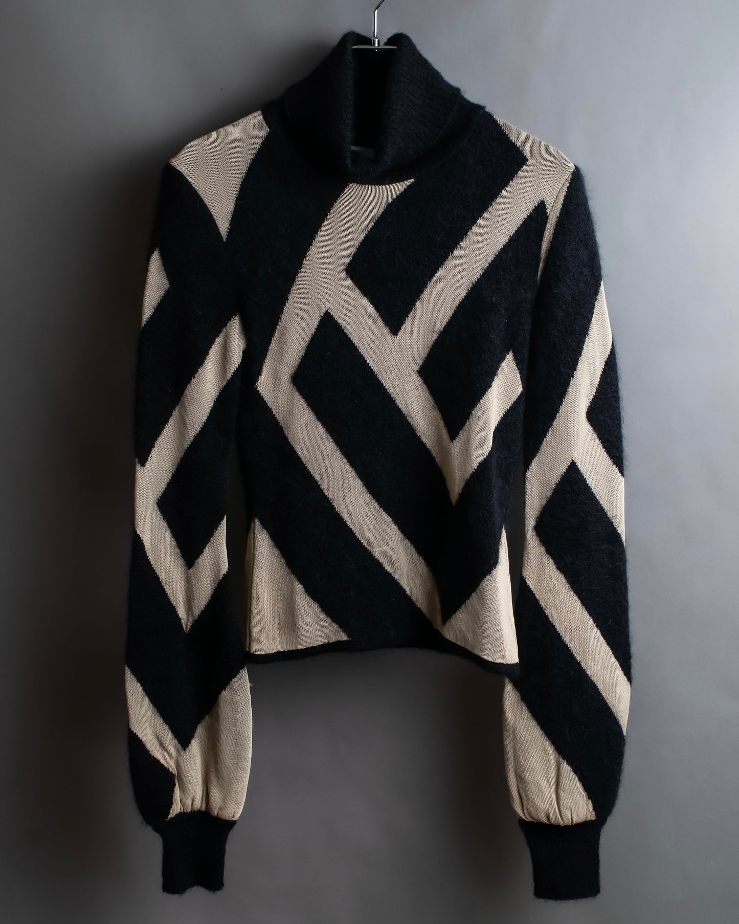 "BALMAIN" Geometric pattern turtleneck ribbed knit pullover