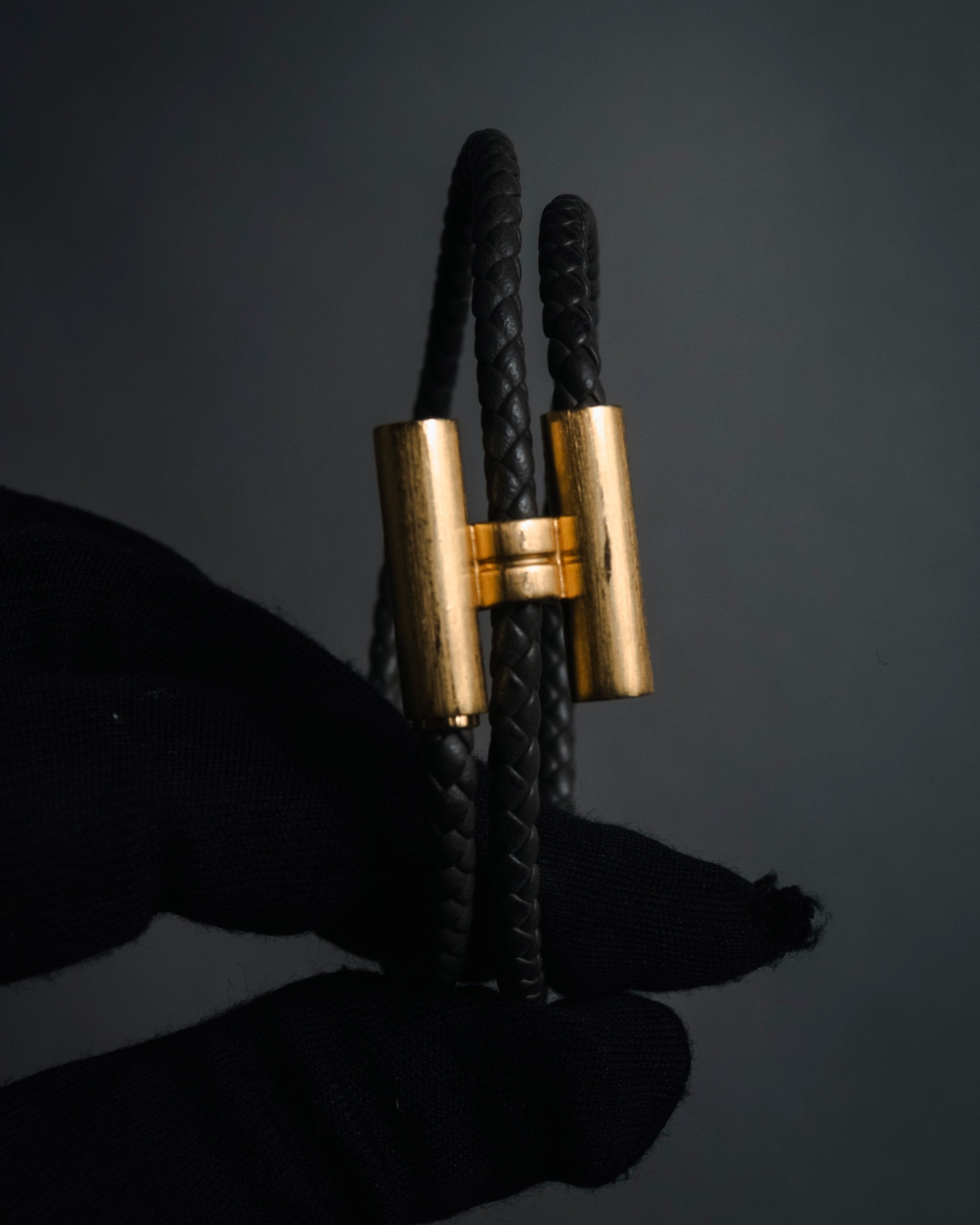 "HERMES" 10’s-20’s Tresse leather H clasp bracelet