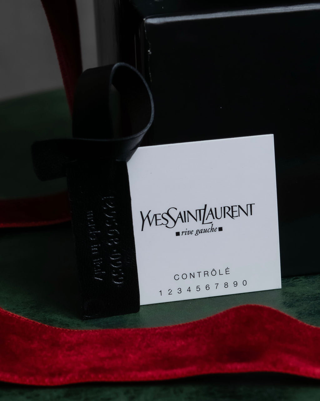 "YVES SAINT LAURENT" Rose motif leather choker＆ribbon accessories