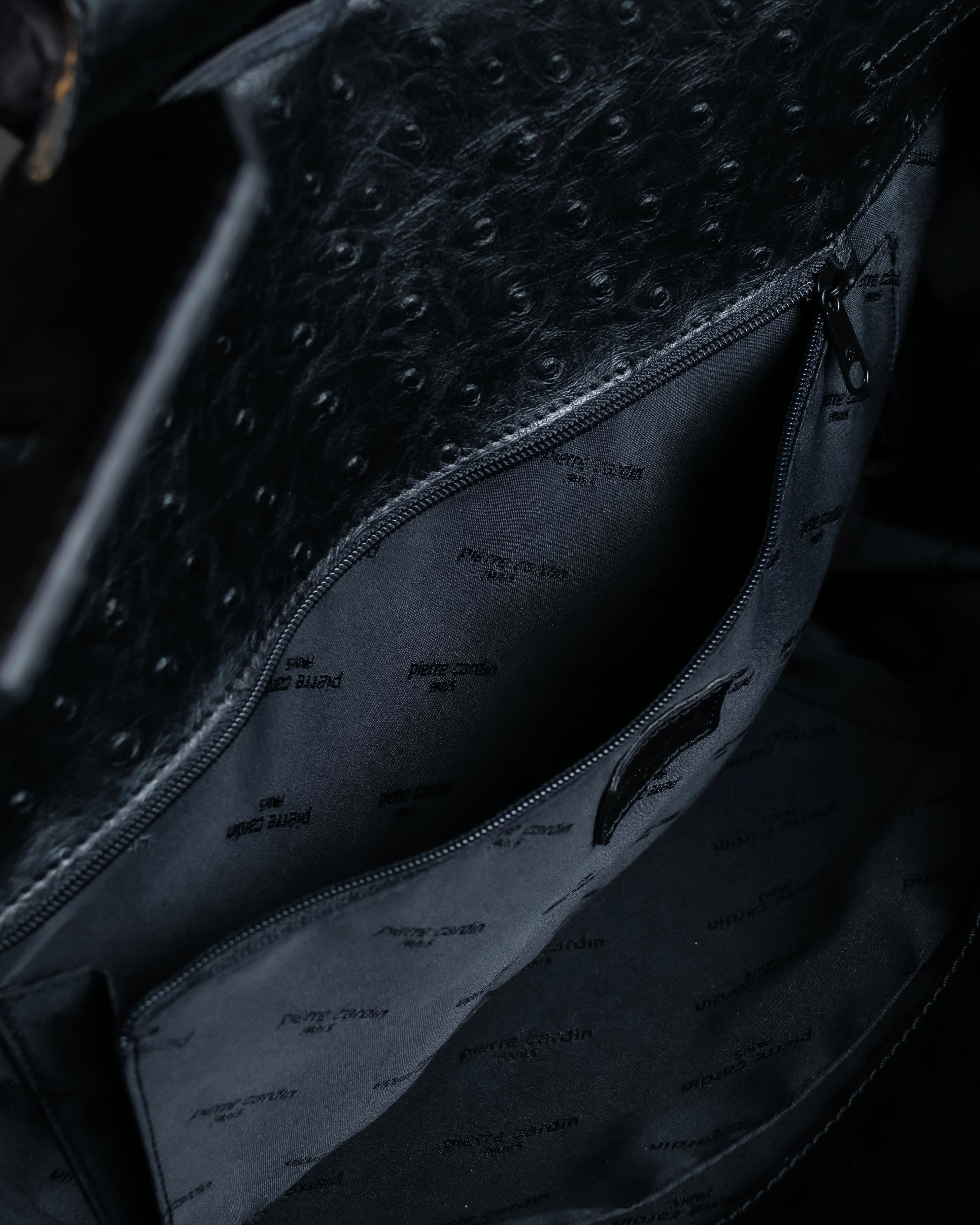 "Pierre Cardin" Turnlock design ostrich leather top handle bag