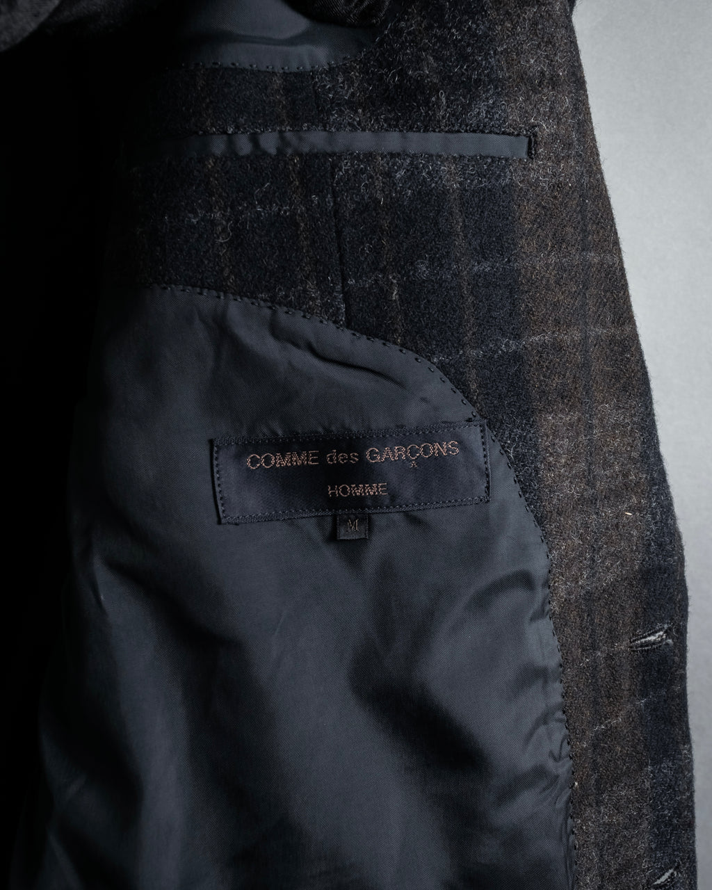 “COMME des GARÇONS HOMME”
88AW Boxy plaid tailored jacket