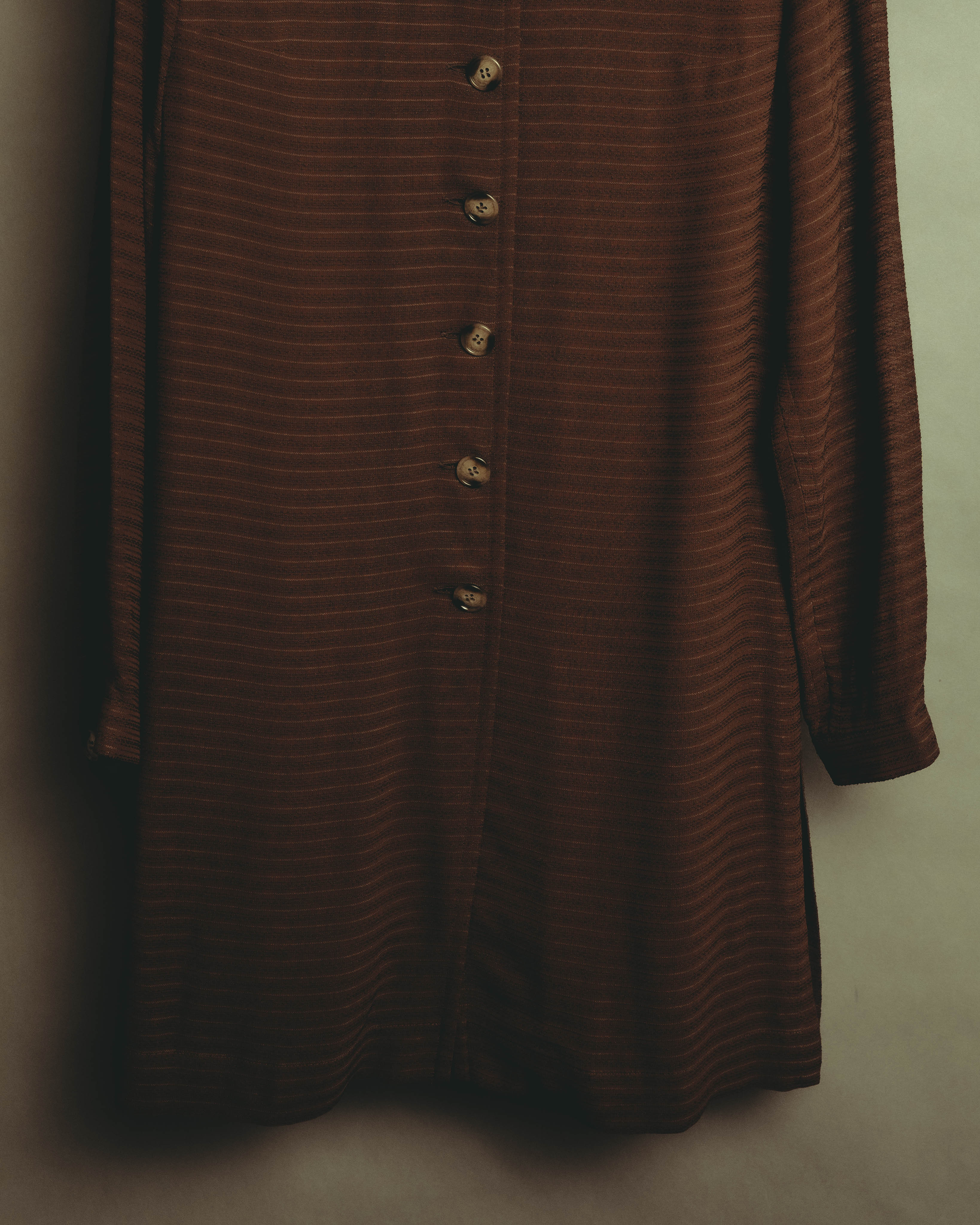“YVES SAINT LAURENT” 80’s-90’s textured silk blend mandarin collar long shirt