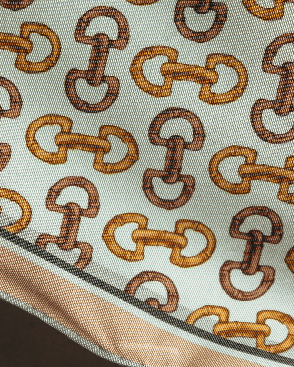 "GUCCI" 80's-90's Horsebit print square silk scarf