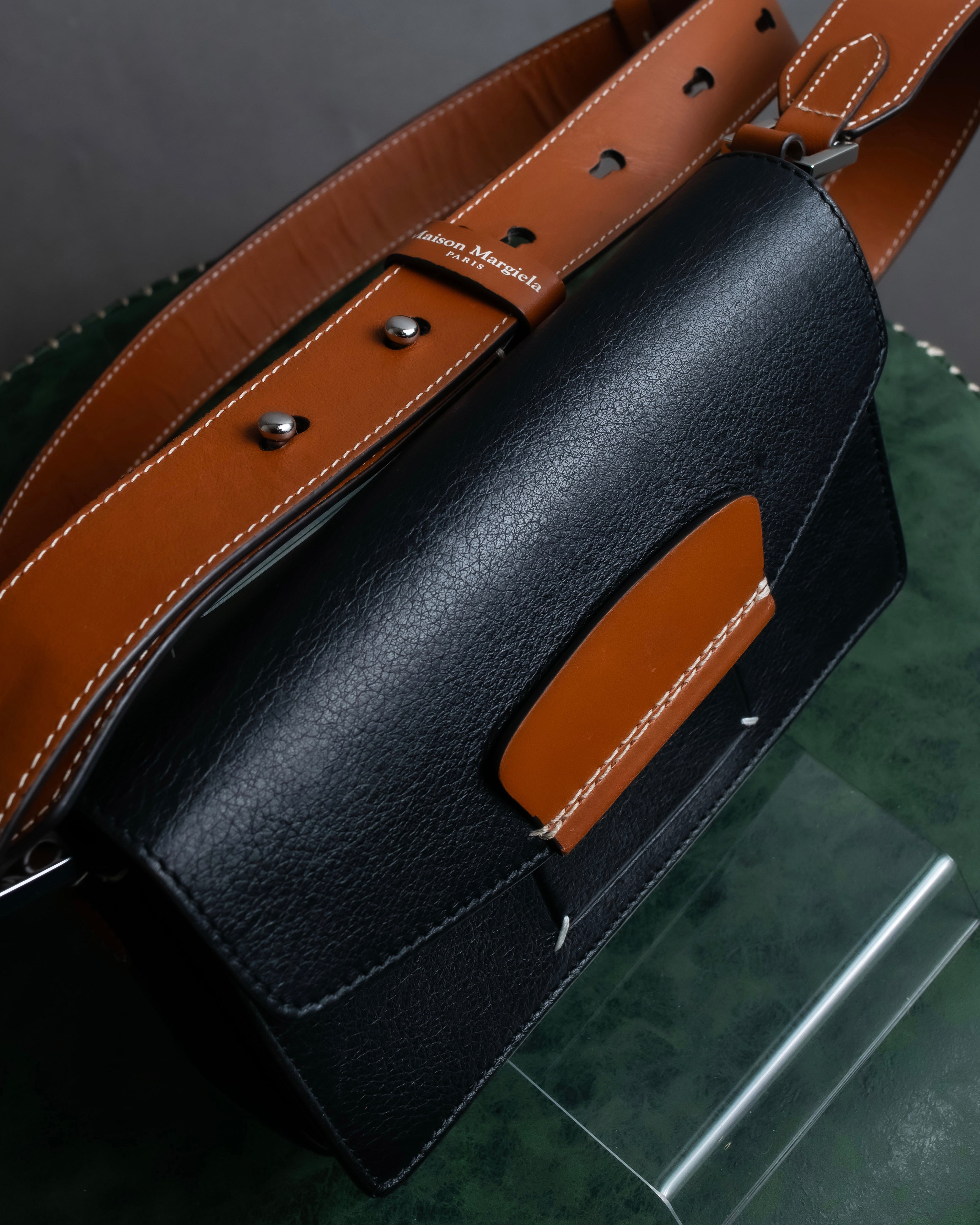 "MAISON MARGIELA" 24SS Memories of camera bag