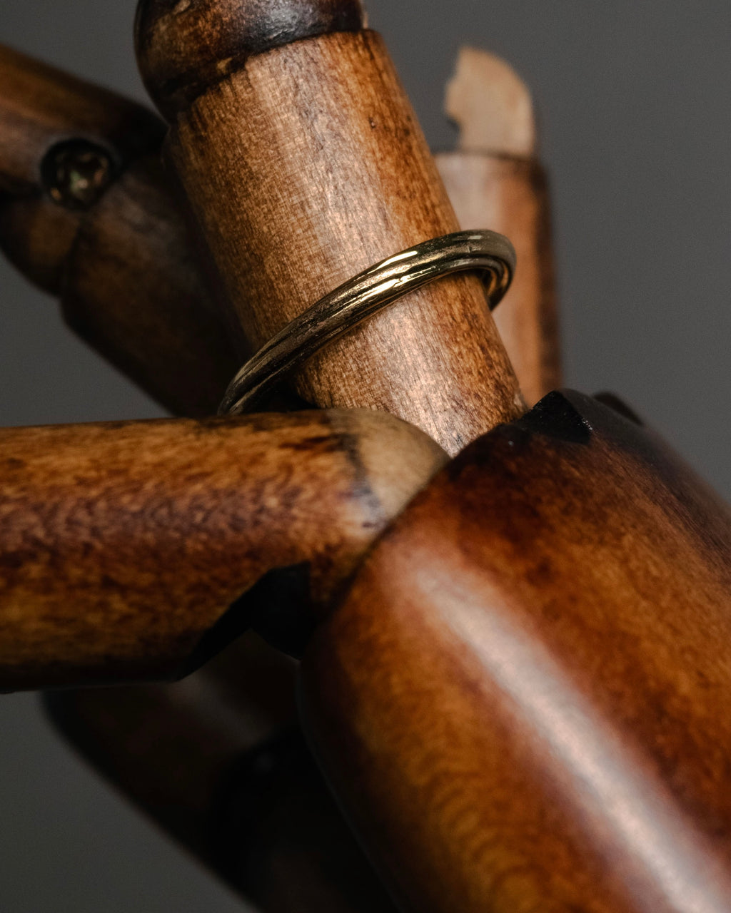 “SAINT LAURENT” Post-2012 twisted minimalist metal ring