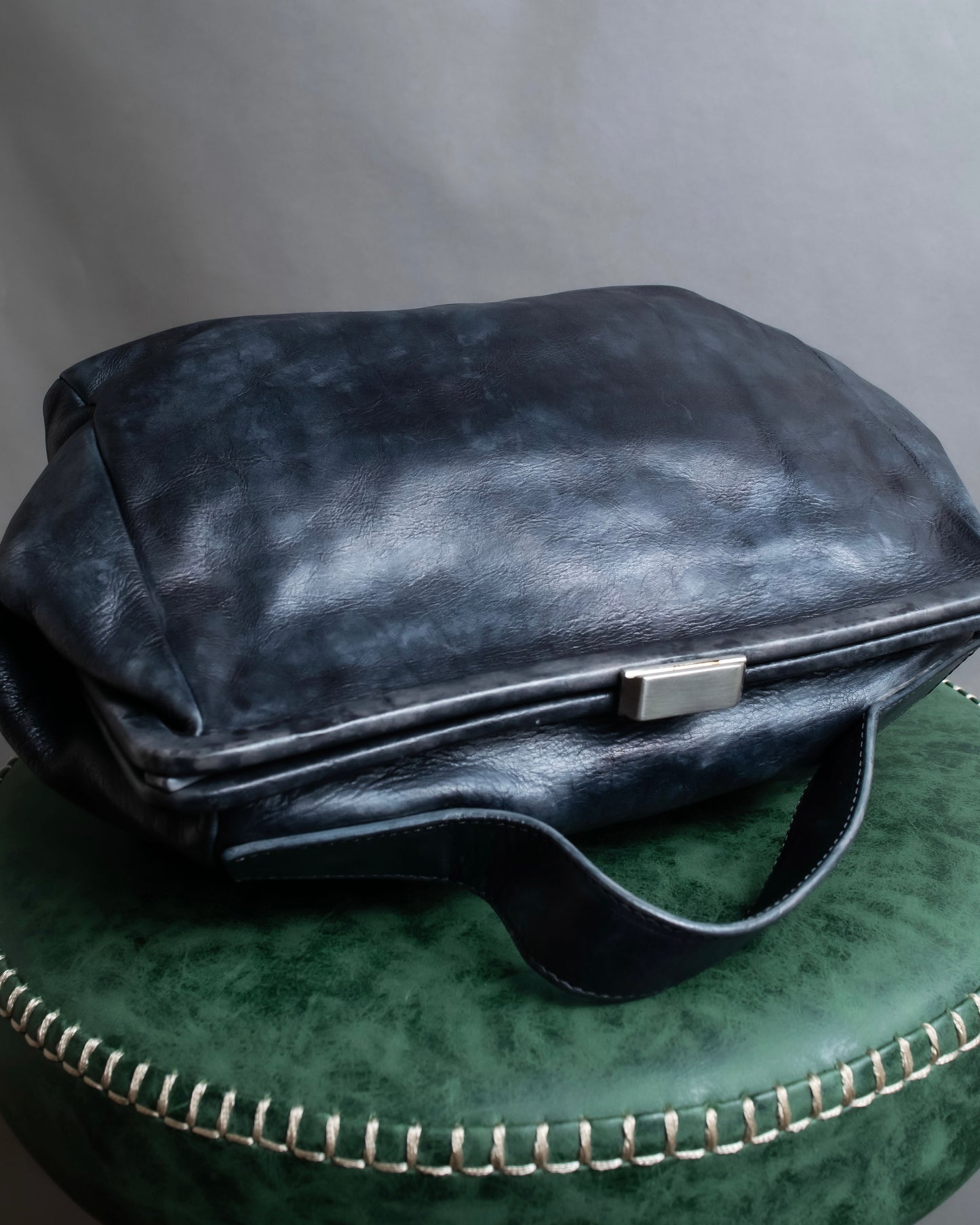 "ANN DEMEULEMEESTER" Tucked design purse leather one handle bag