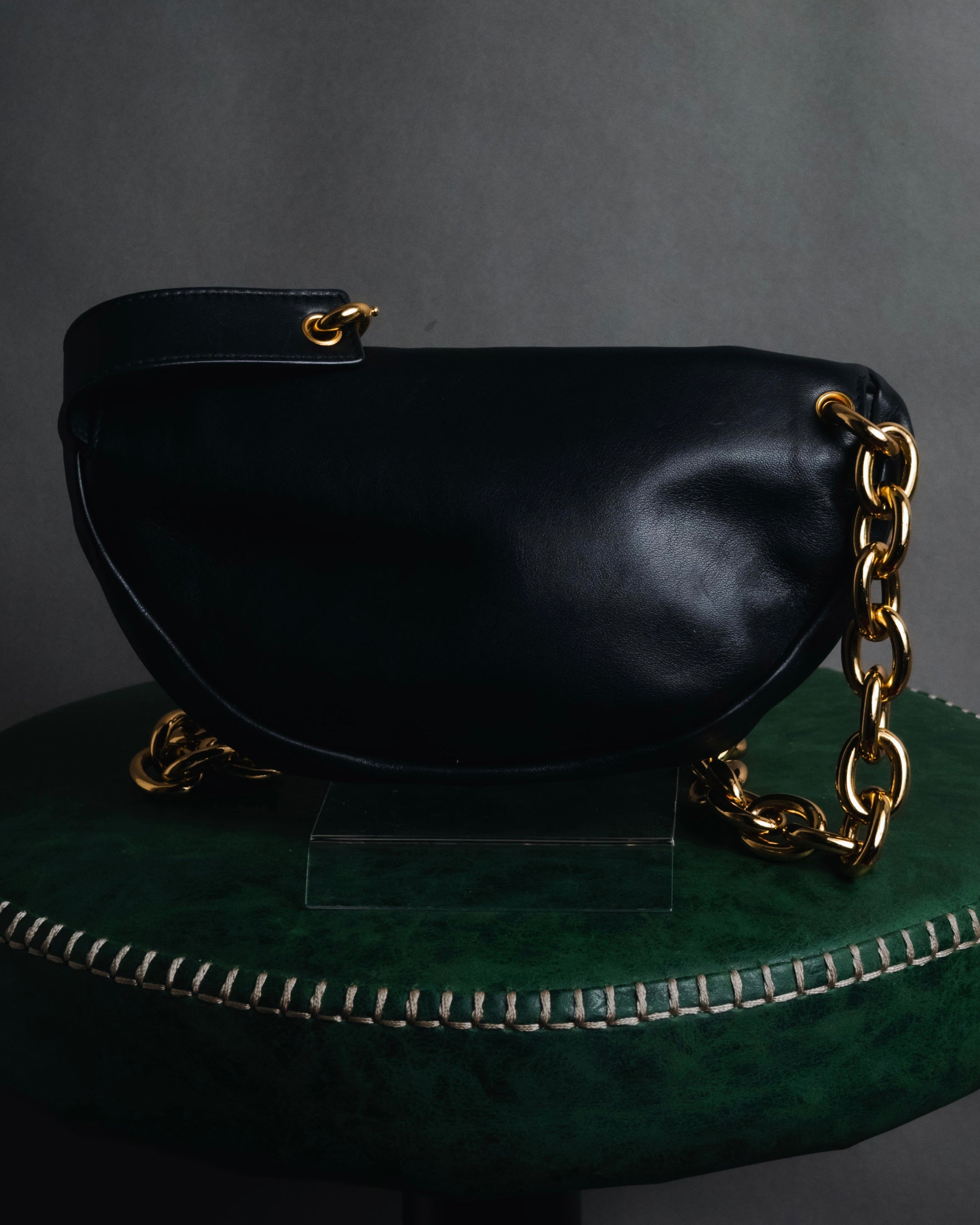 BOTTEGA VENETA (ボッテガ・ヴェネタ) - ザ・チェーンポーチ クラッチ