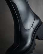 “Chloé” 2020’s Sculptural shark sole rain boots