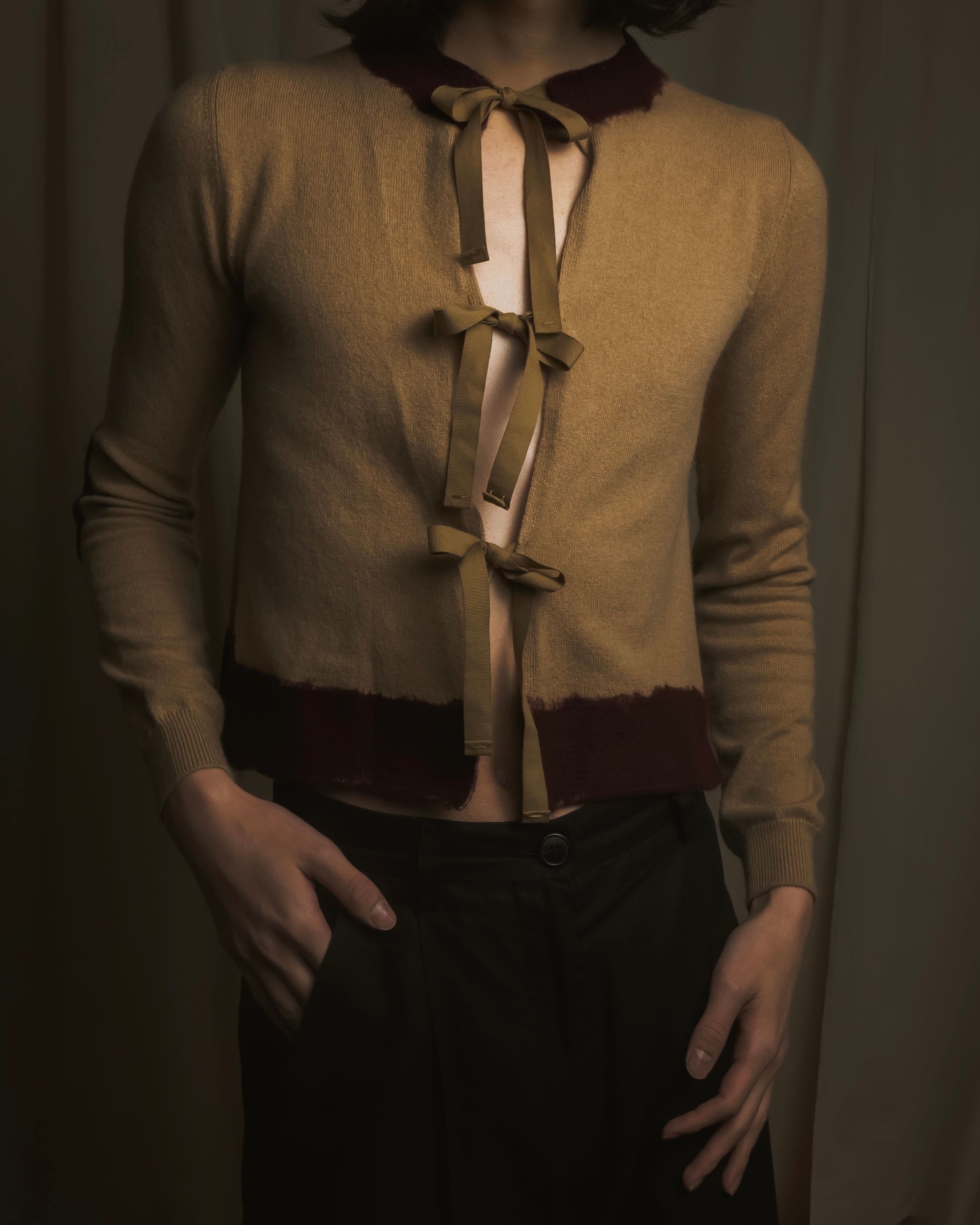 "PRADA" 2010 AW bow-tie closure cropped cashmere cardigan