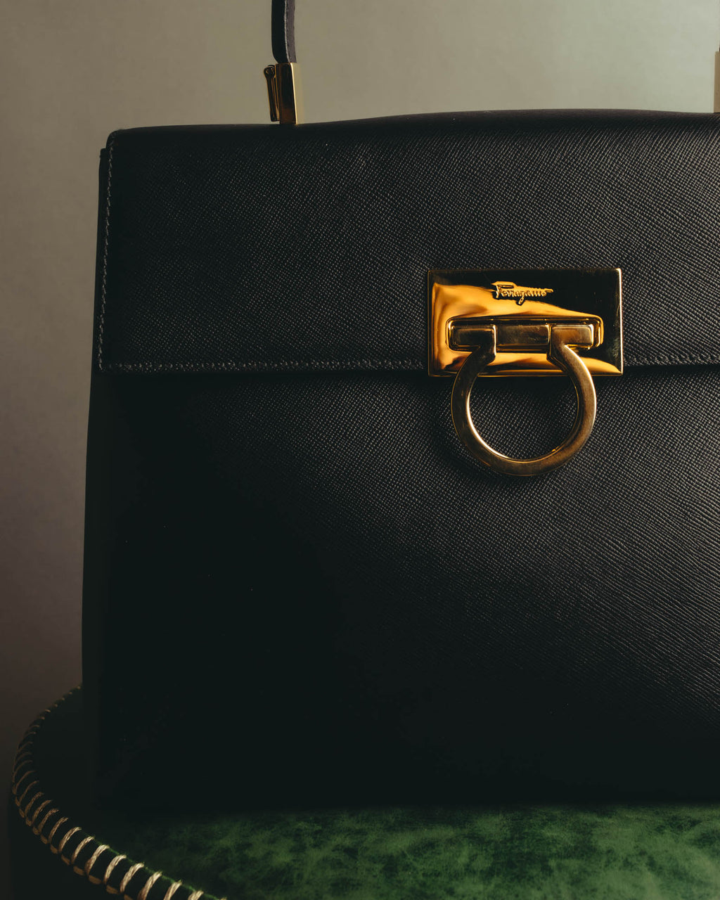 "Salvatore Ferragamo" 90's-00's Structured gancini leather top handle bag