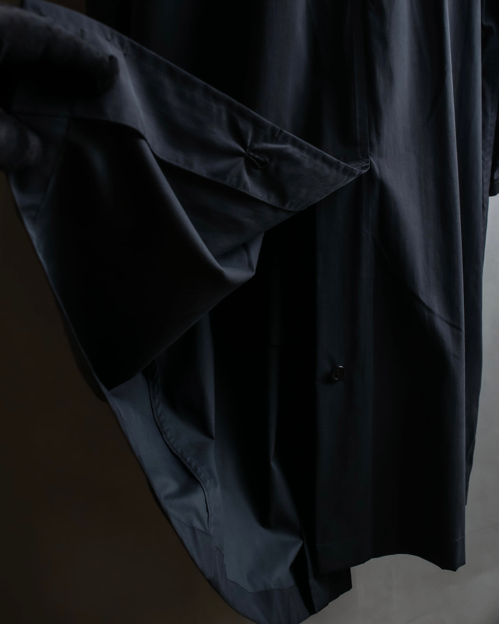 "Christian Dior" Straight line draping silk chester coat