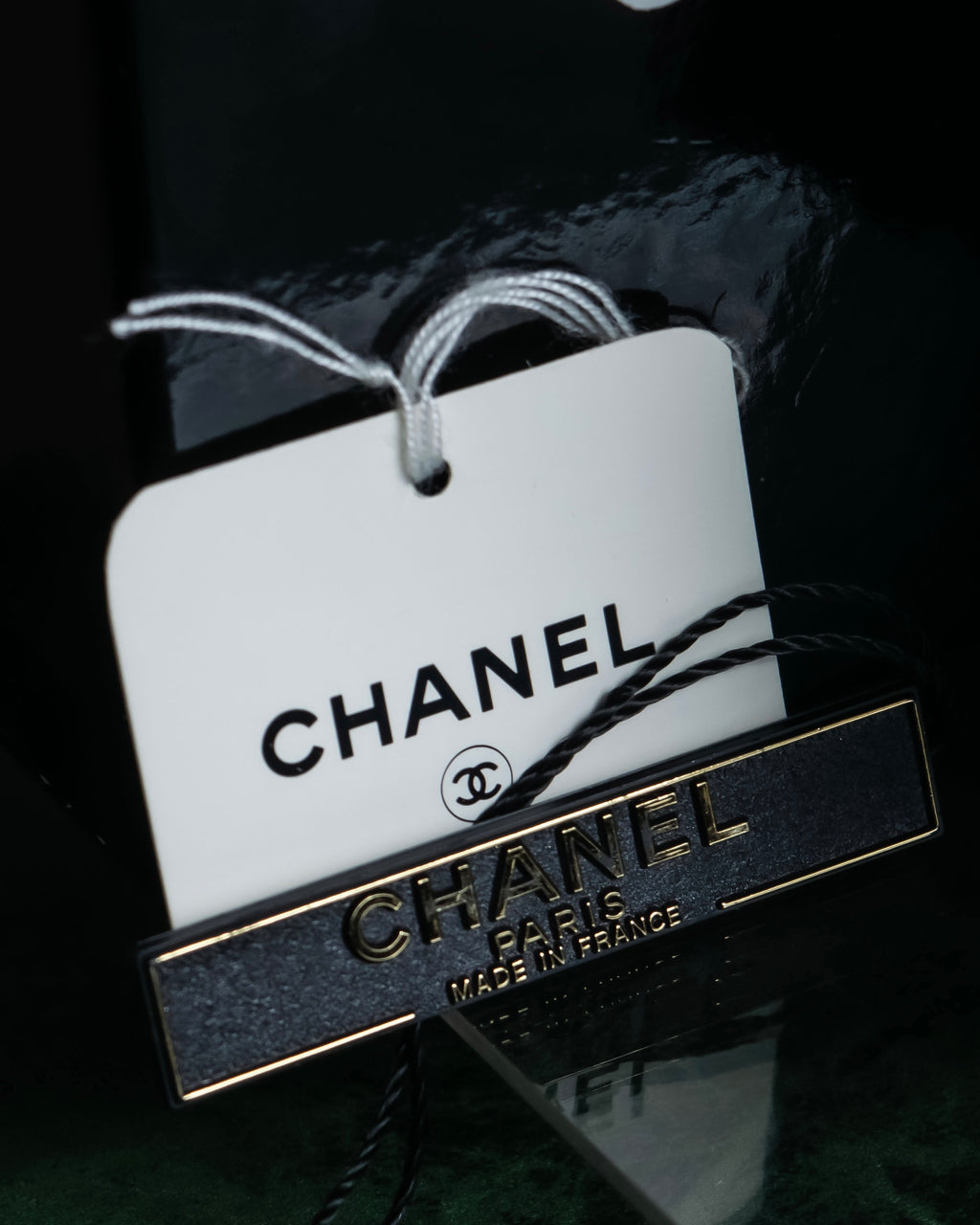 "CHANEL" Black camellia motif brooch