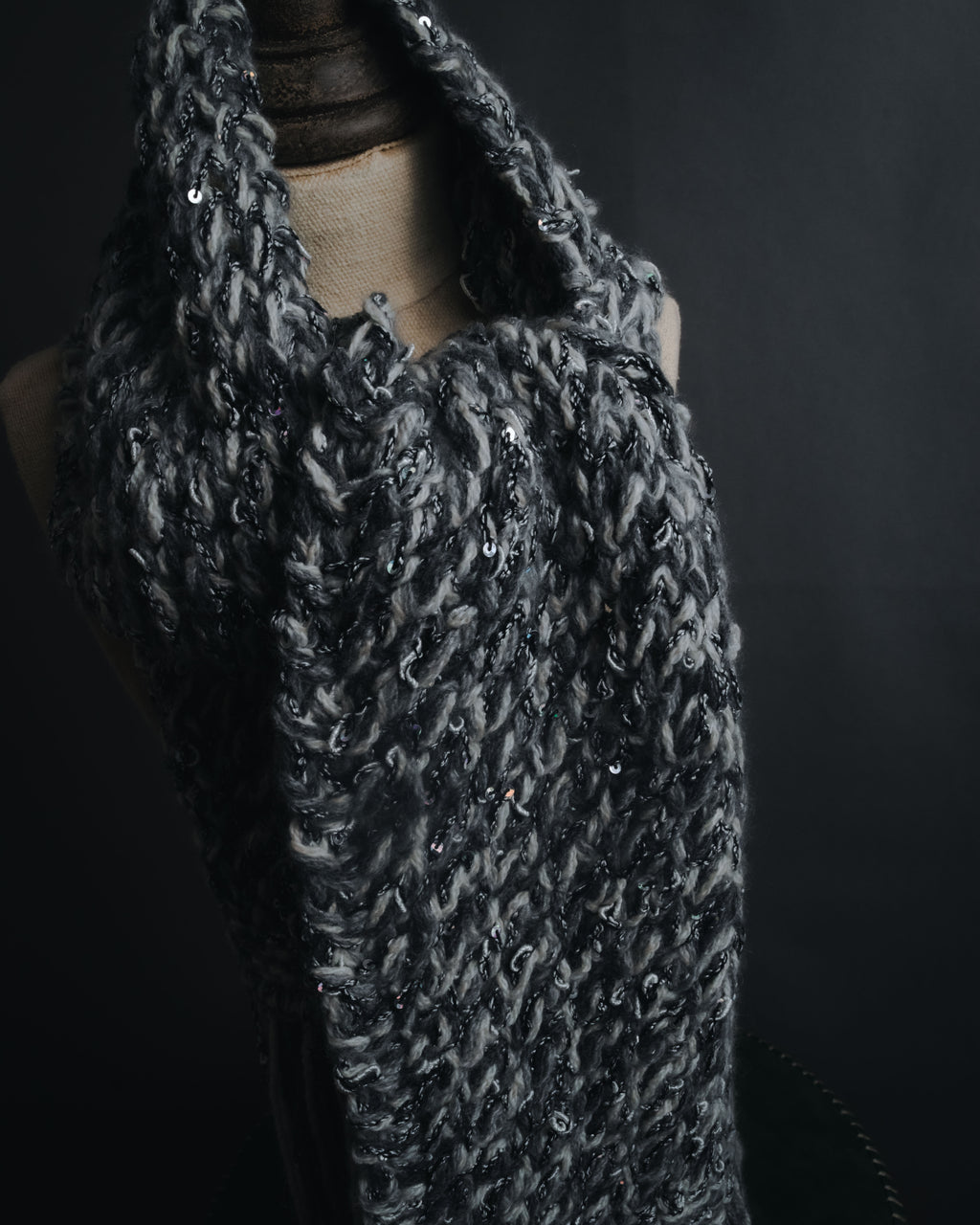 "CHANEL" 2005AW fantasy yarn embellished fringe scarf