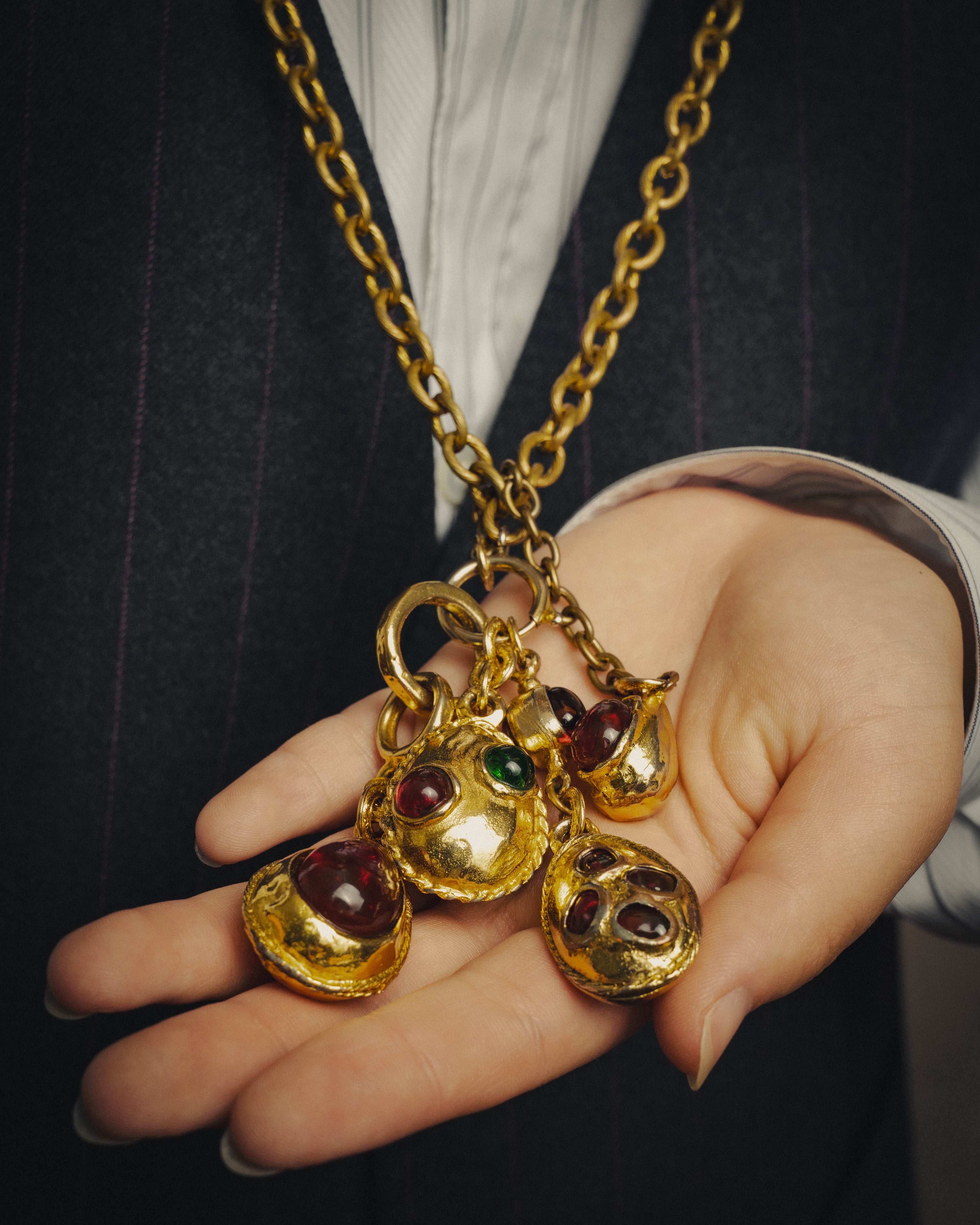 -SPECIAL - “CHANEL” 70’s-80’s Gripoix glass cabochon charm sautoir necklace