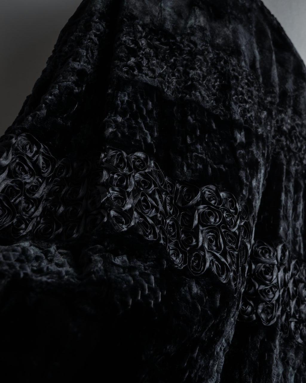 -SPECIAL- "FENDI" 90s Karl Lagerfeld-era lattice fur cape