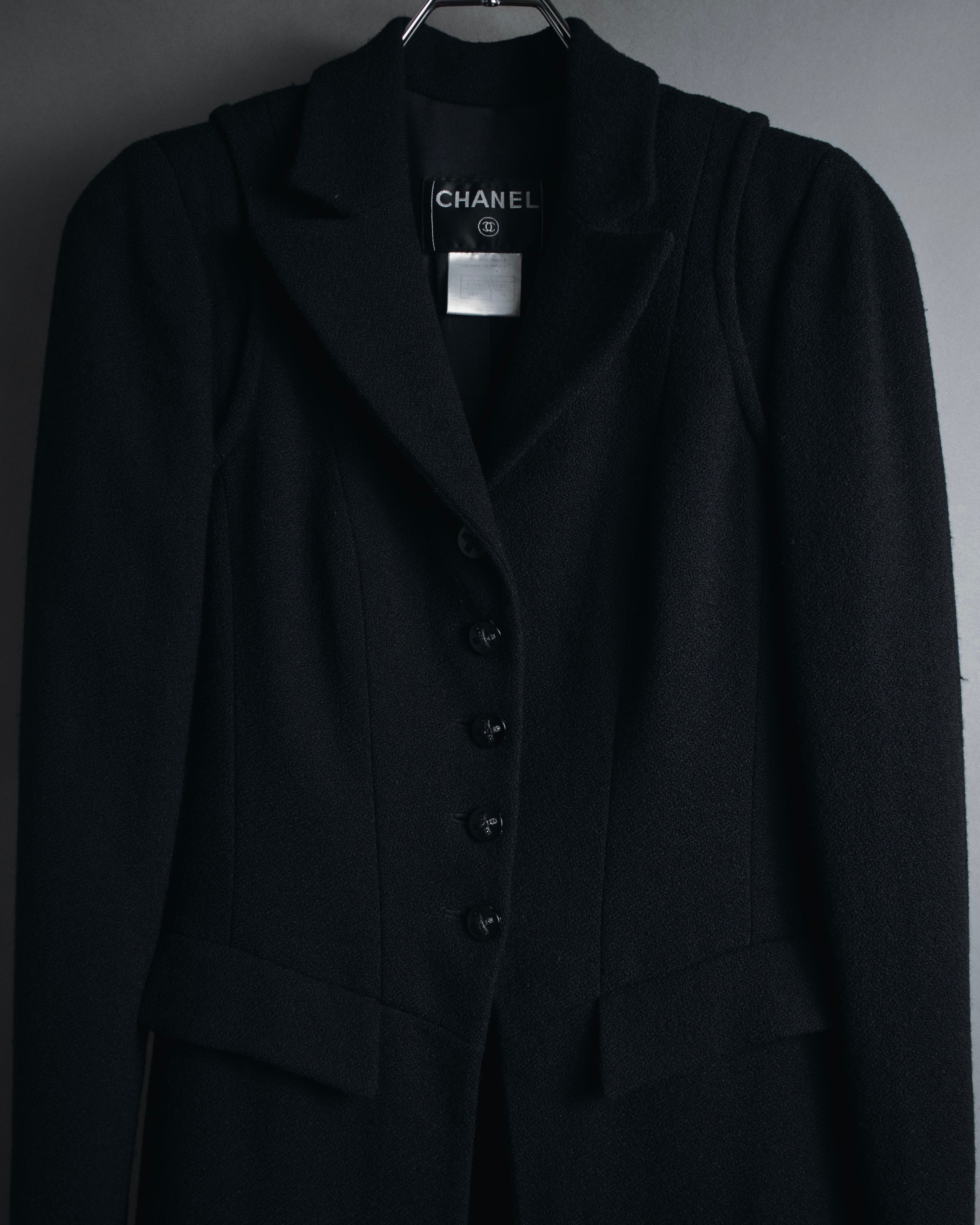 –SPECIAL– "CHANEL" 04SS sculpted princess-line wool crepe coat
