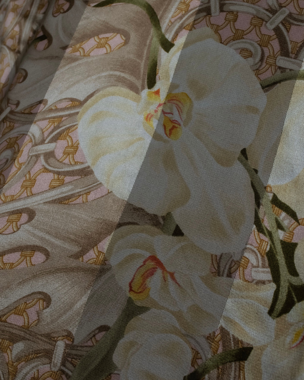 "Christian Dior" Geometric＆arabesque motif silk scarf