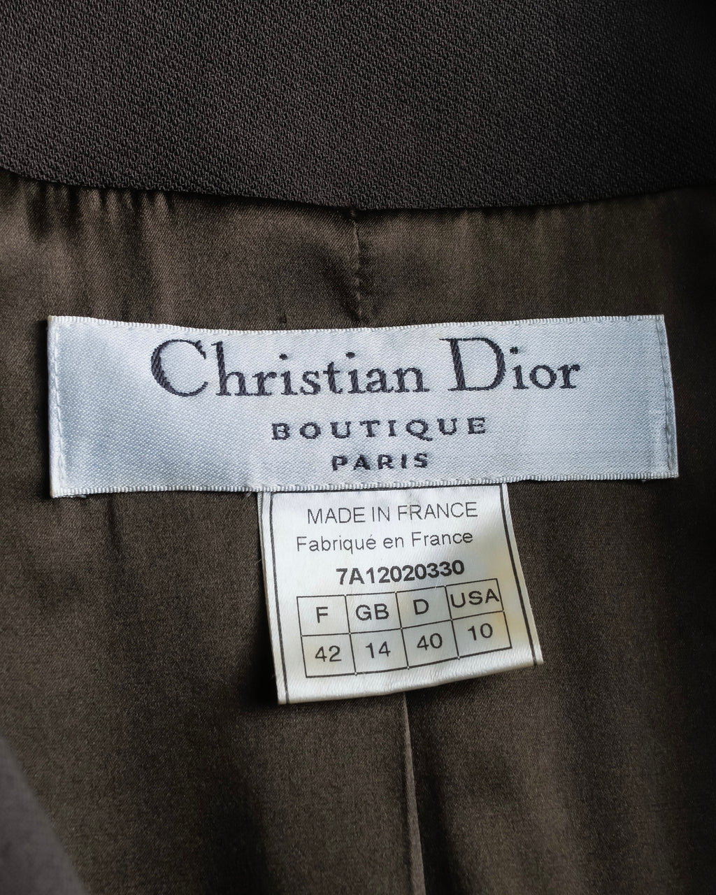"Christian Dior Boutique Paris" Beautiful waist-shape shawl collar long coat