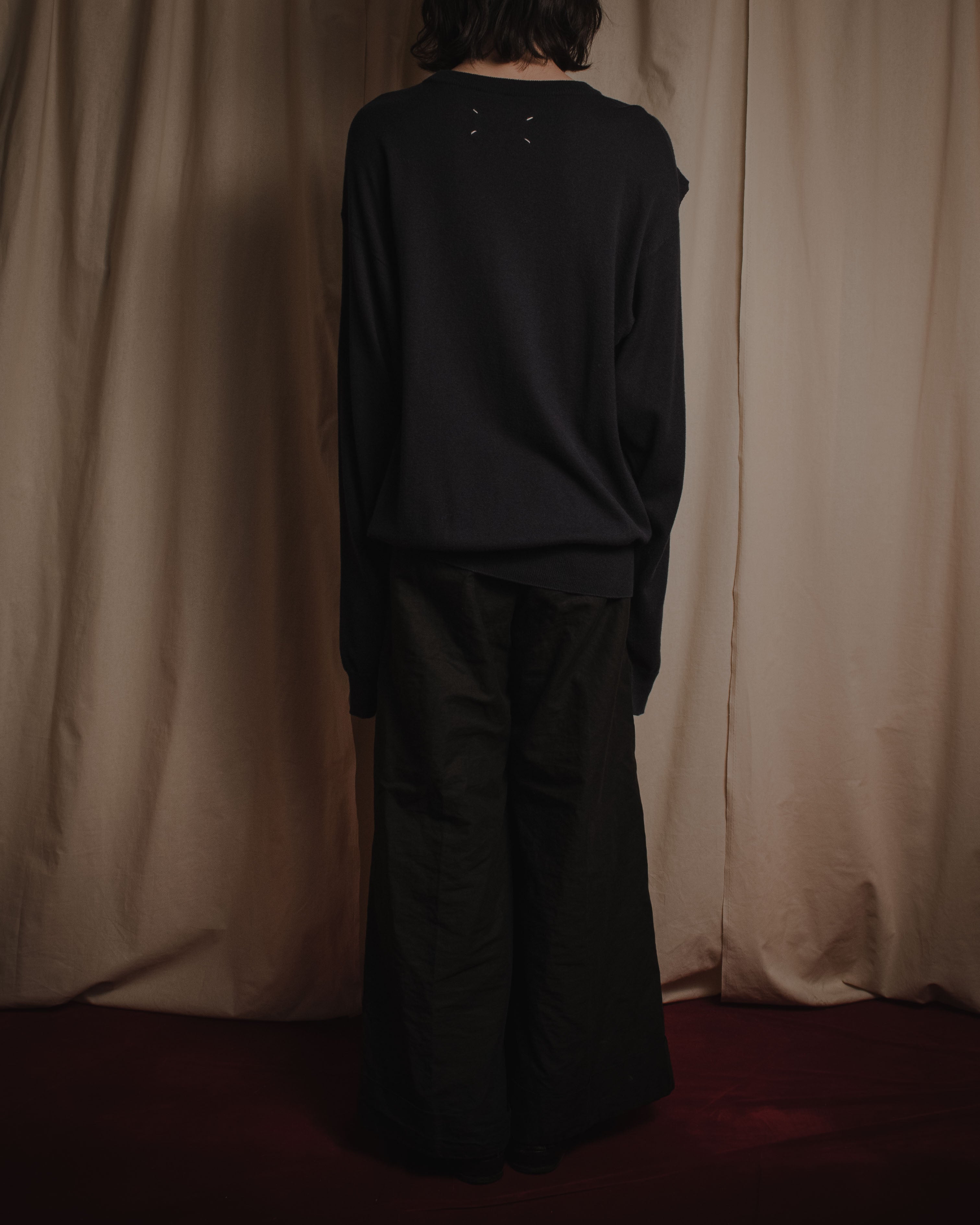 "Maison Margiela" Deconstructed arm-slit crewneck knit pullover